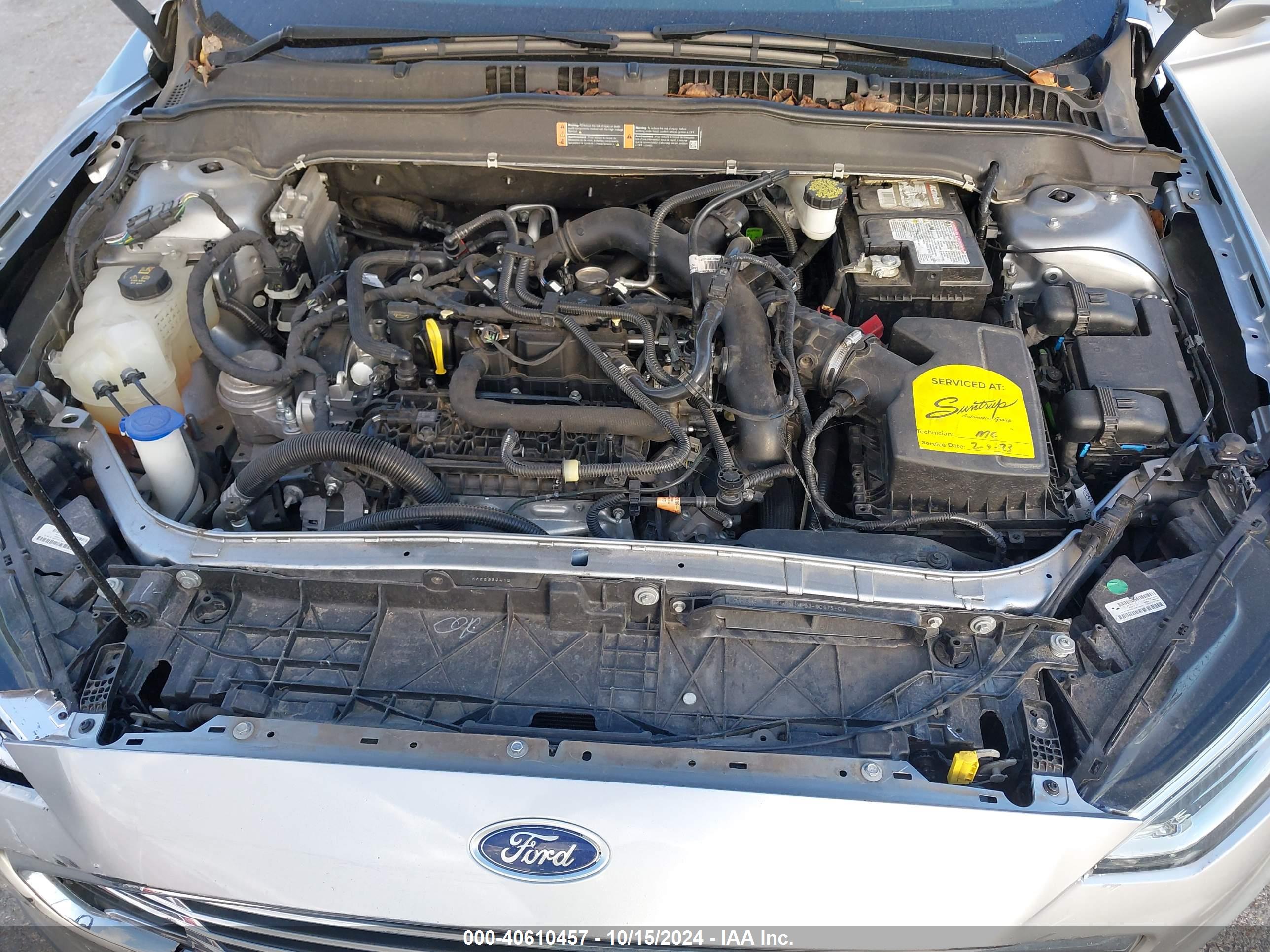 FORD FUSION image 10