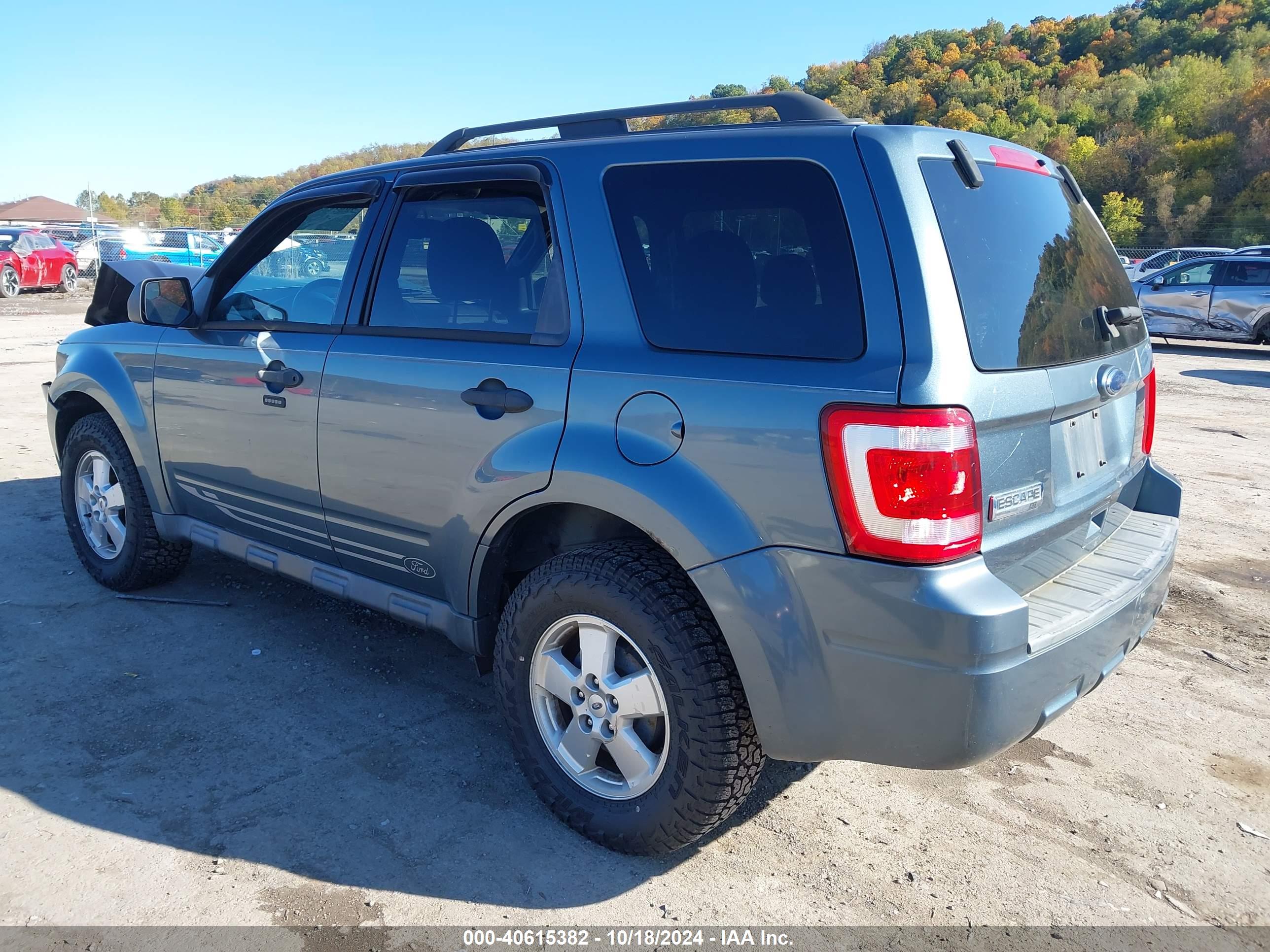 FORD ESCAPE image 3