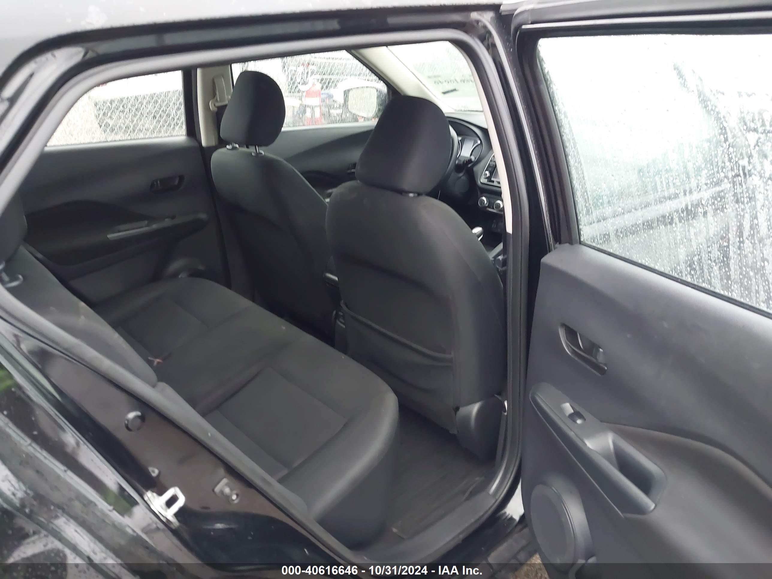 NISSAN KICKS image 8
