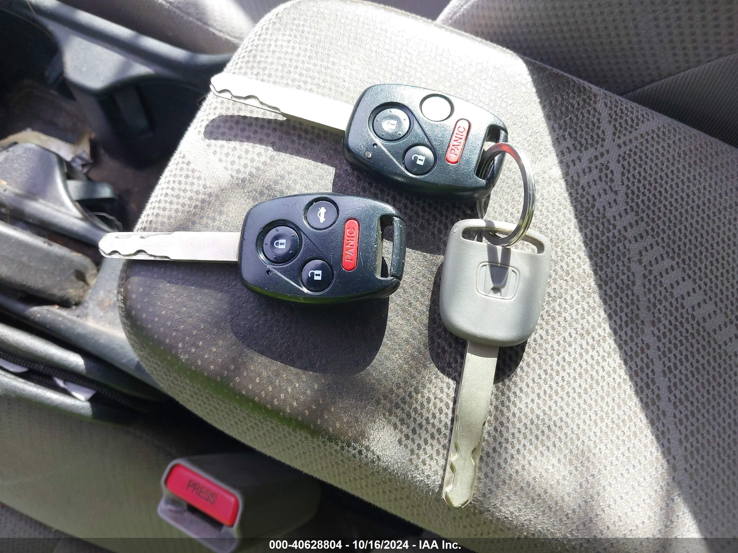 HONDA CIVIC image 11