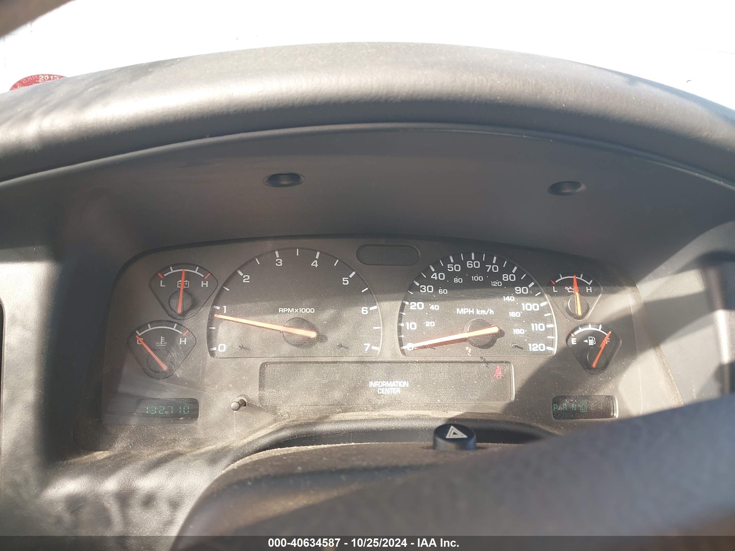 DODGE DAKOTA image 7