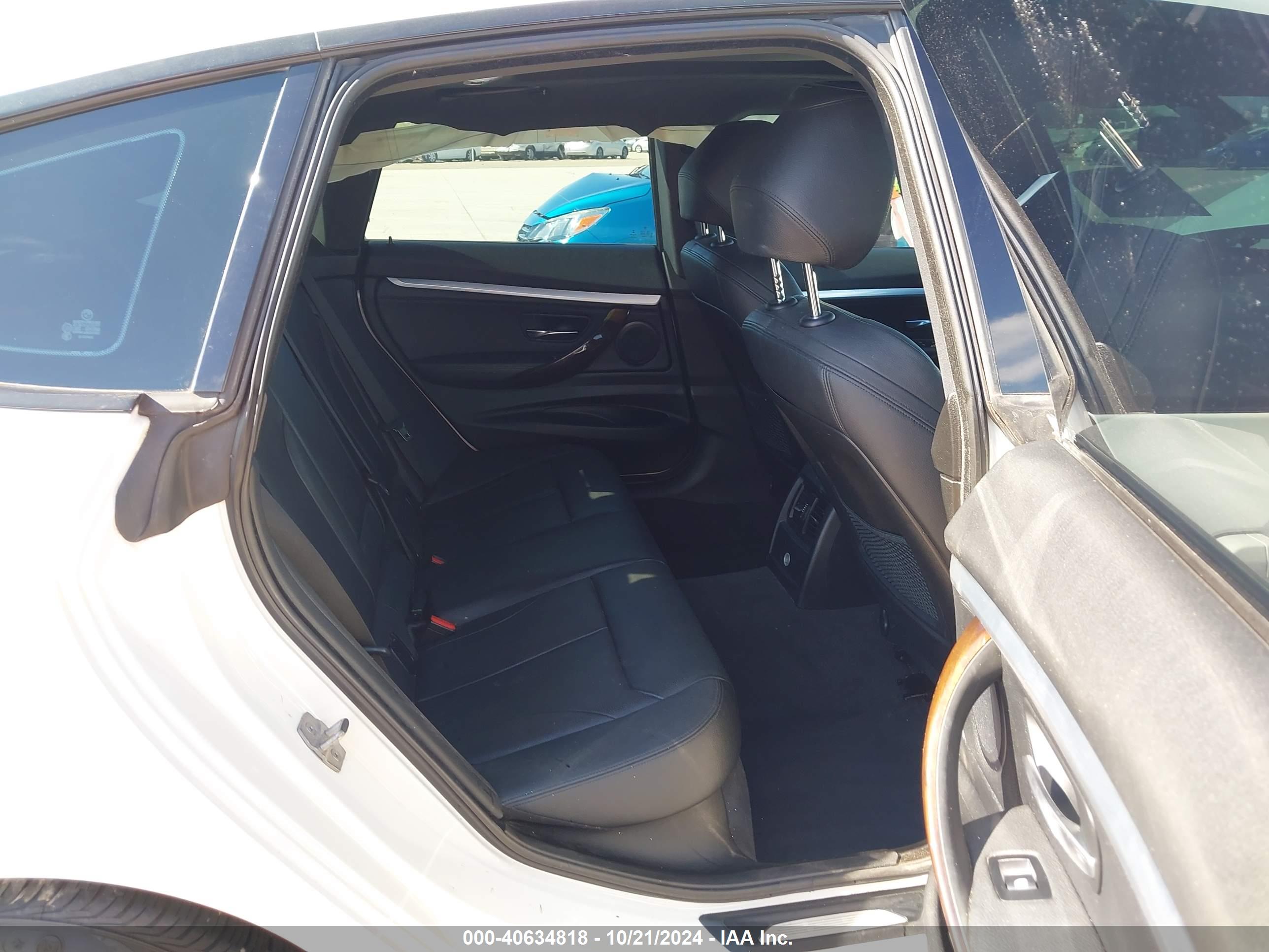 BMW 328I image 8