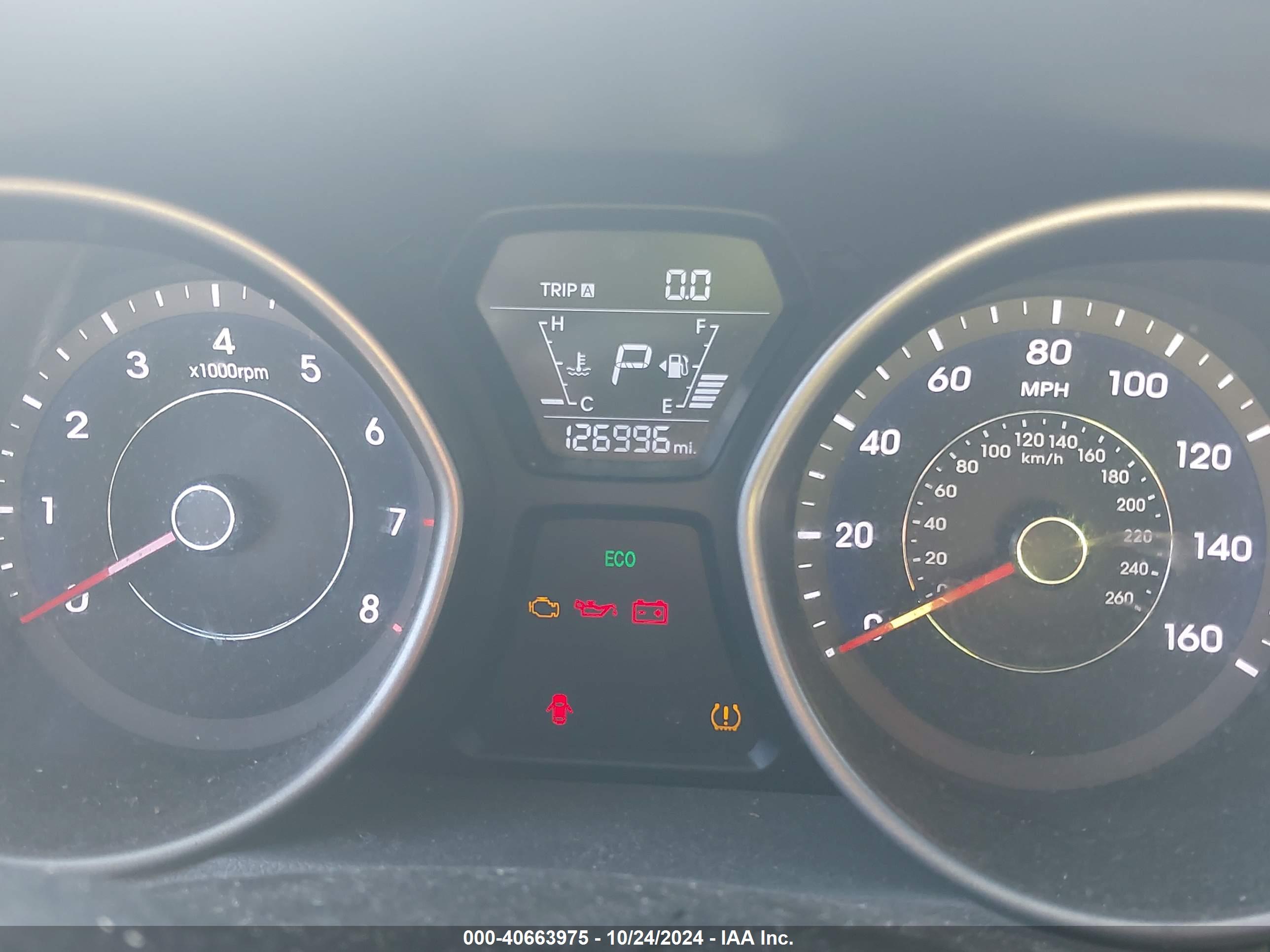 HYUNDAI ELANTRA image 7