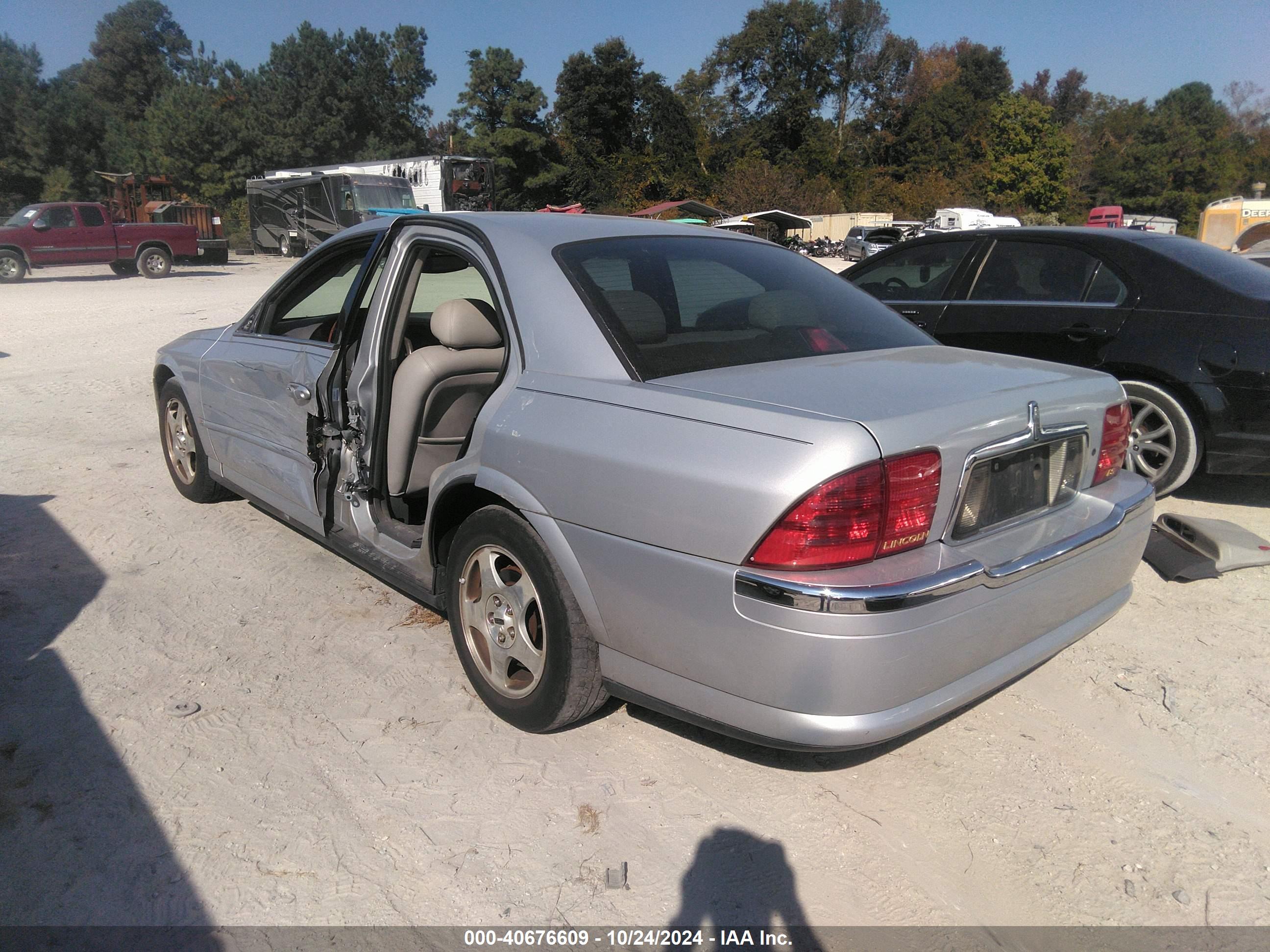 LINCOLN LS image 3