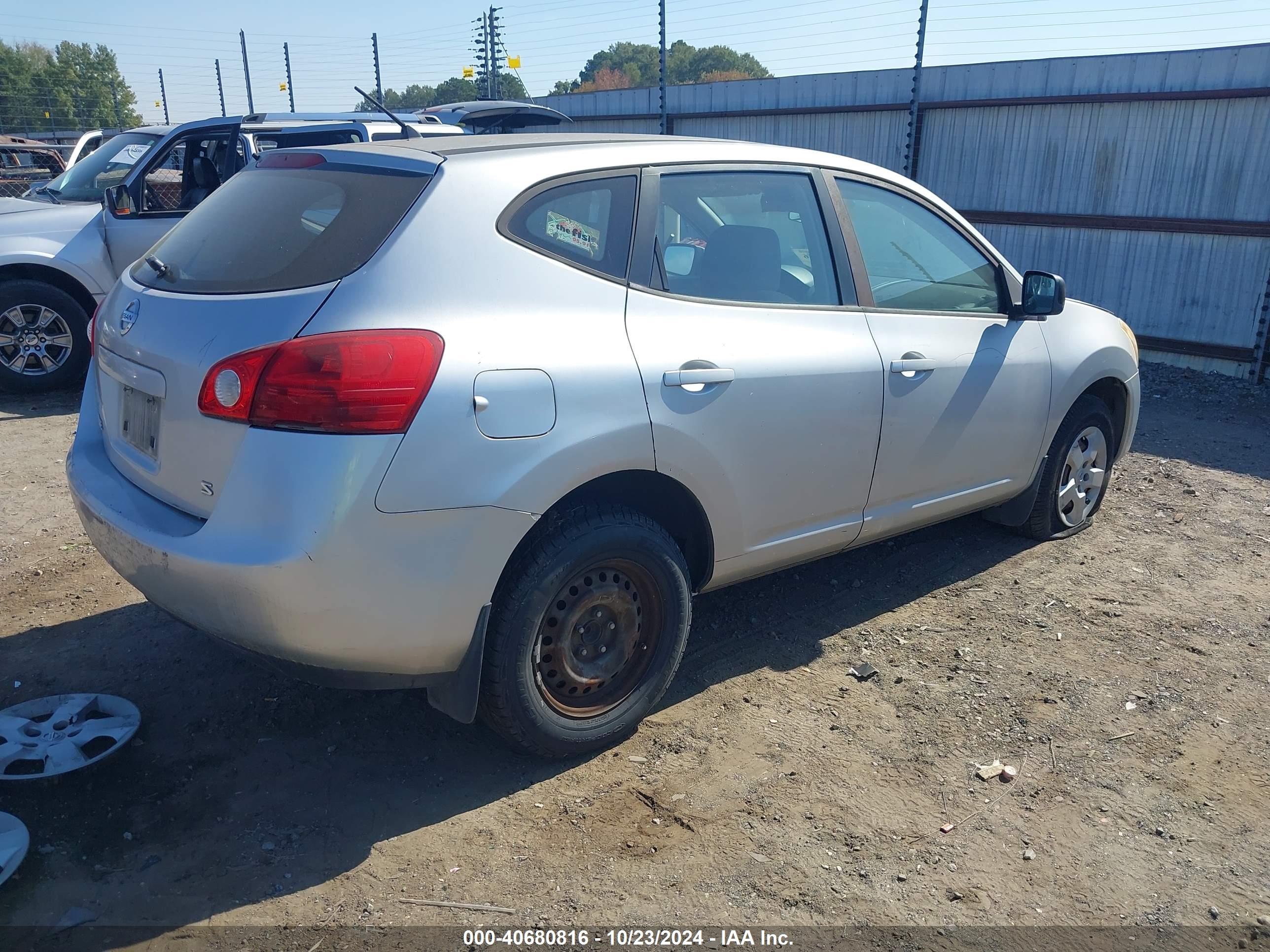 NISSAN ROGUE image 4
