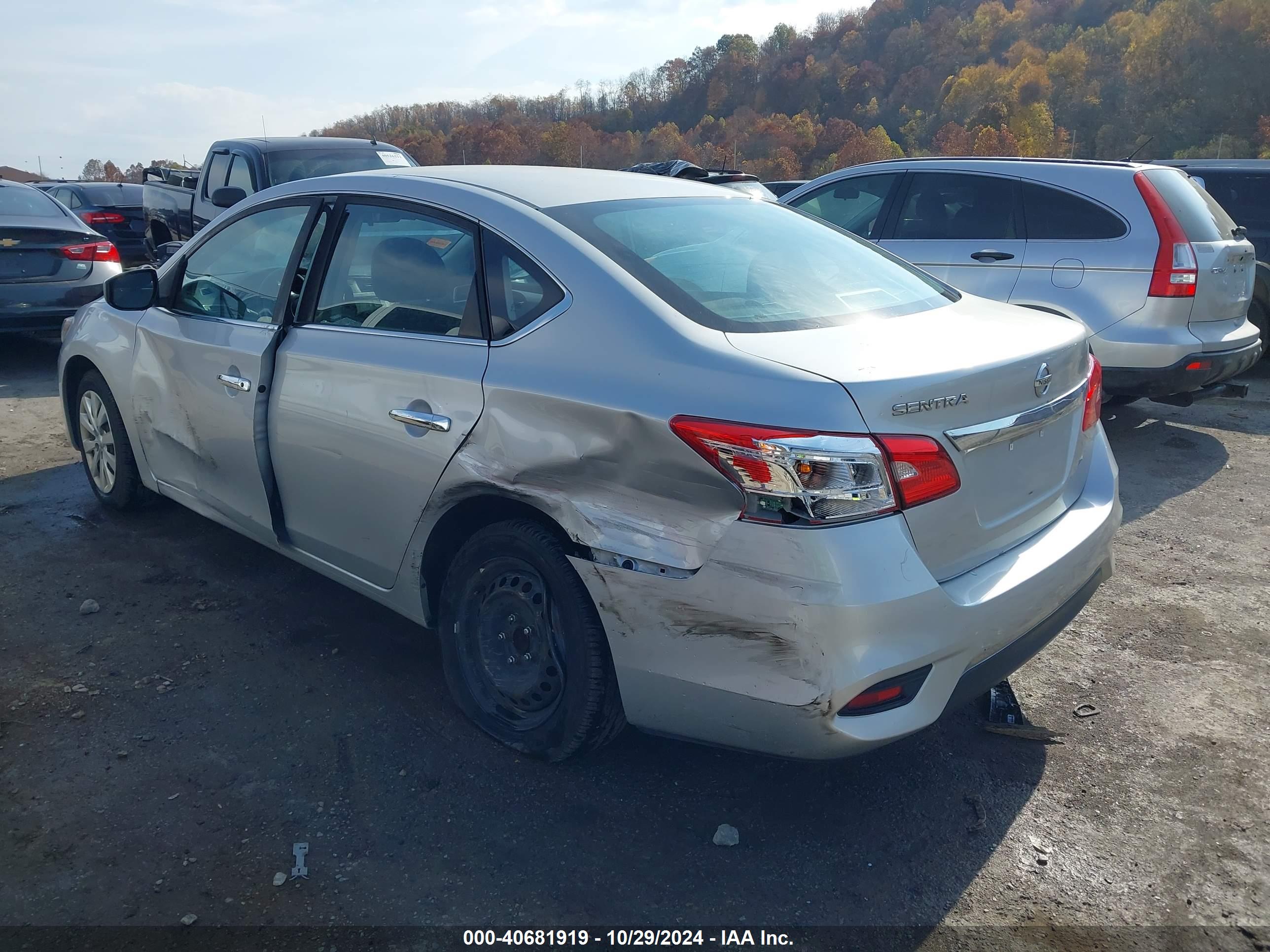 NISSAN SENTRA image 3