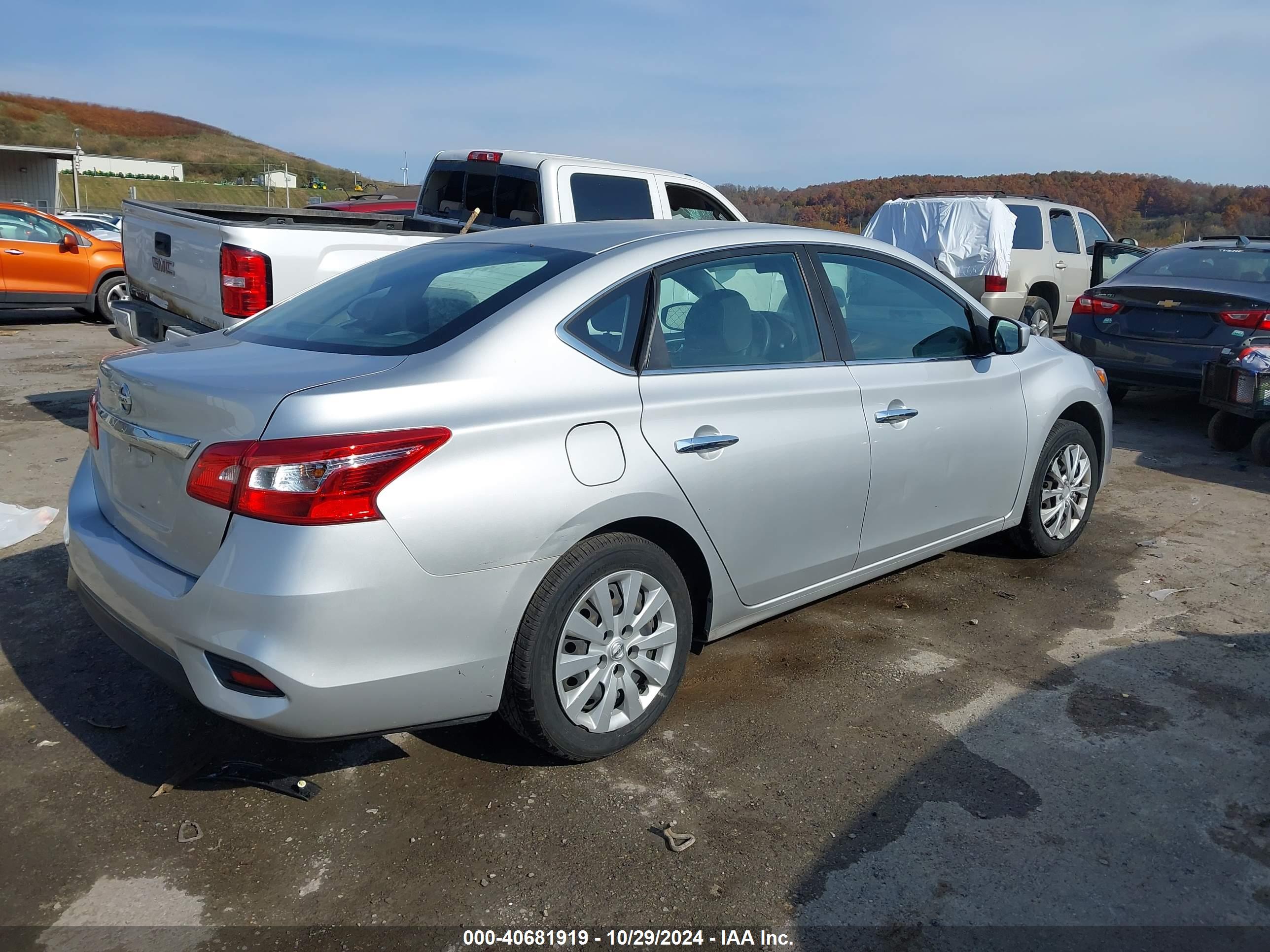 NISSAN SENTRA image 4