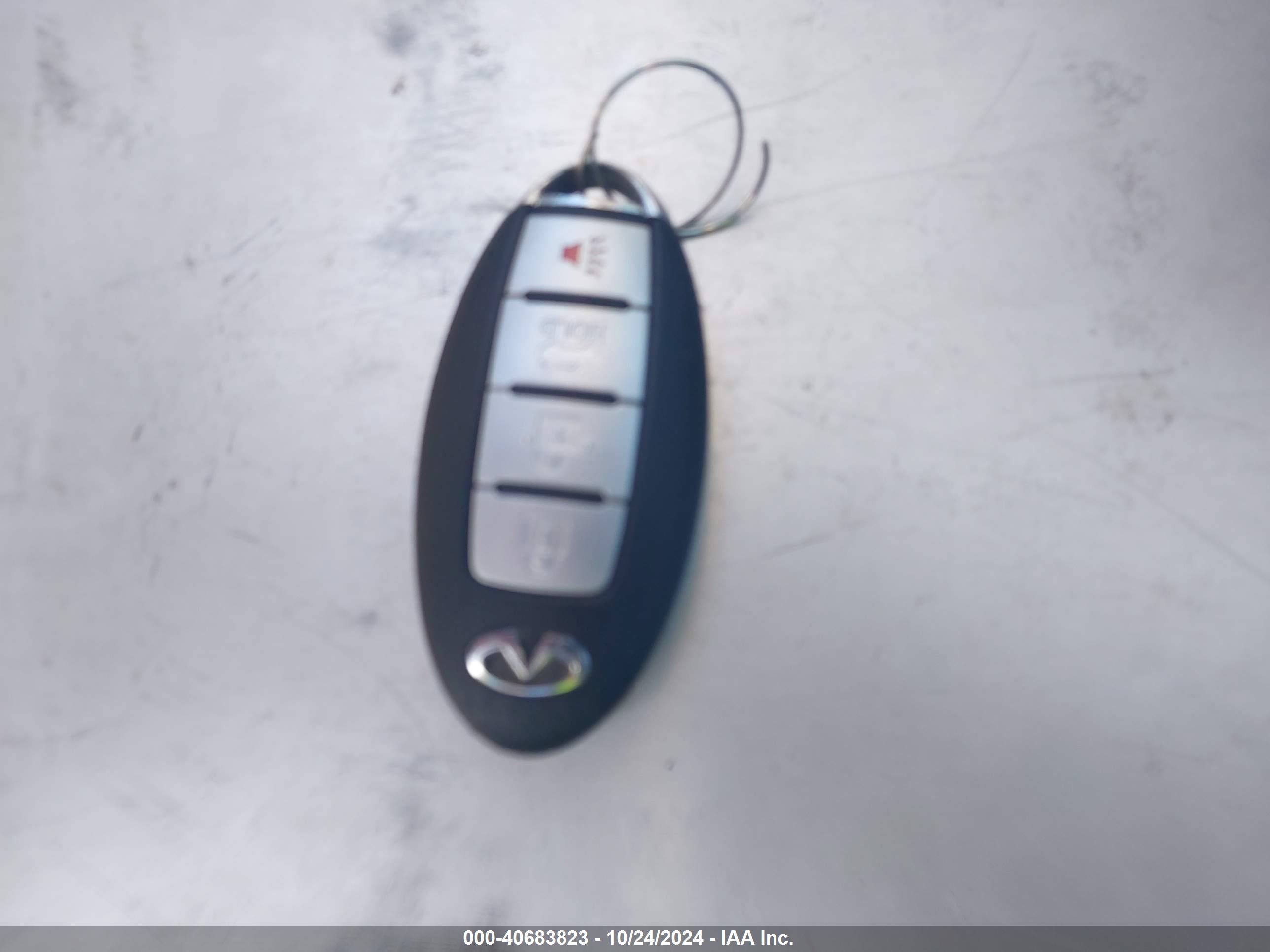 INFINITI Q50 image 11