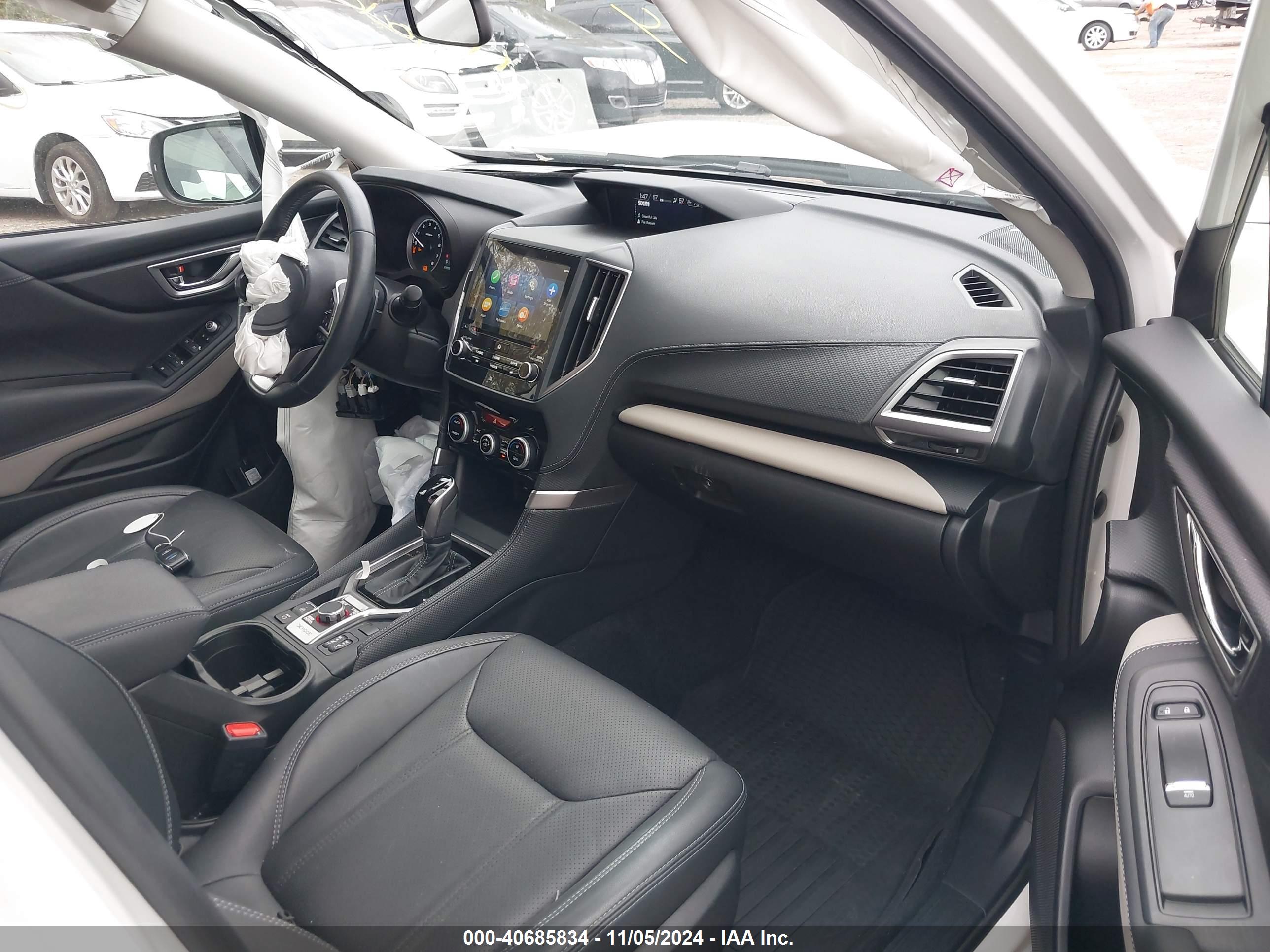SUBARU FORESTER image 5