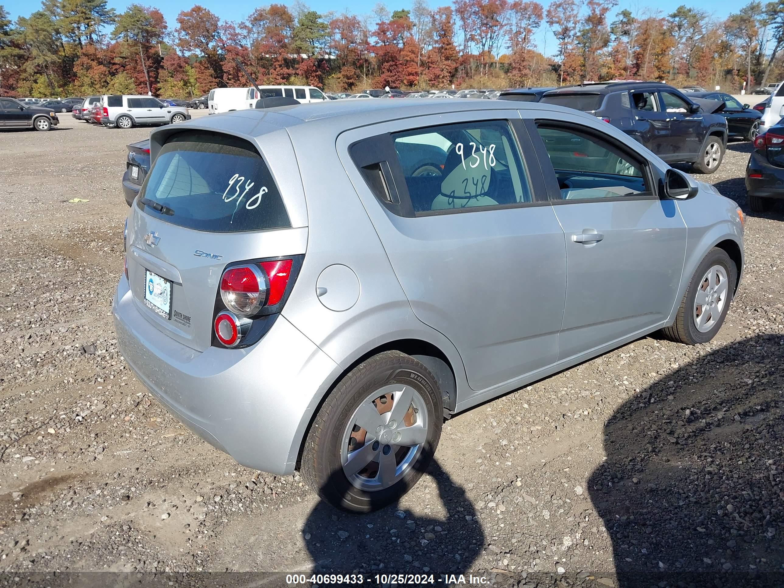 CHEVROLET SONIC image 4