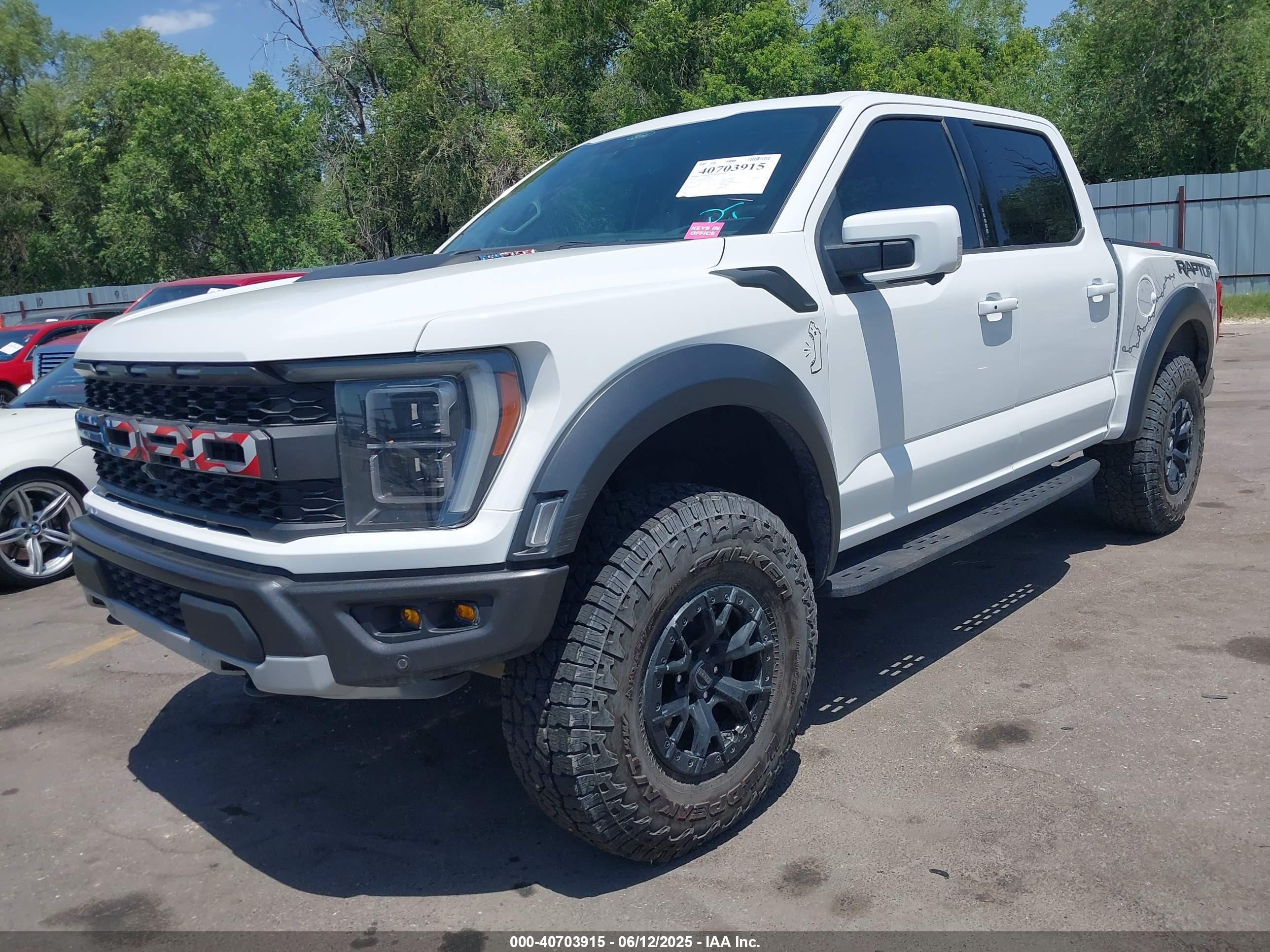 FORD F-150 image 2