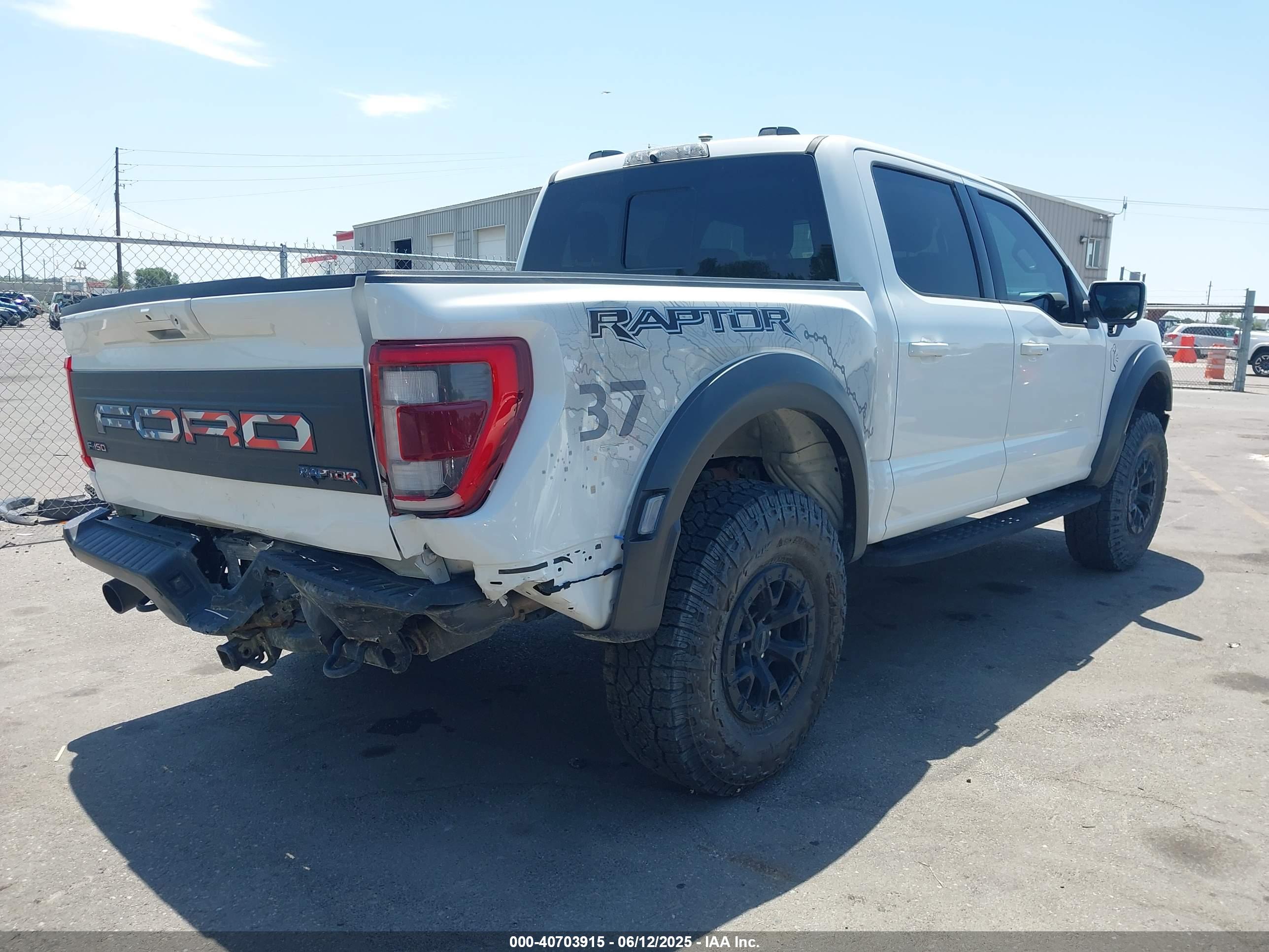 FORD F-150 image 4