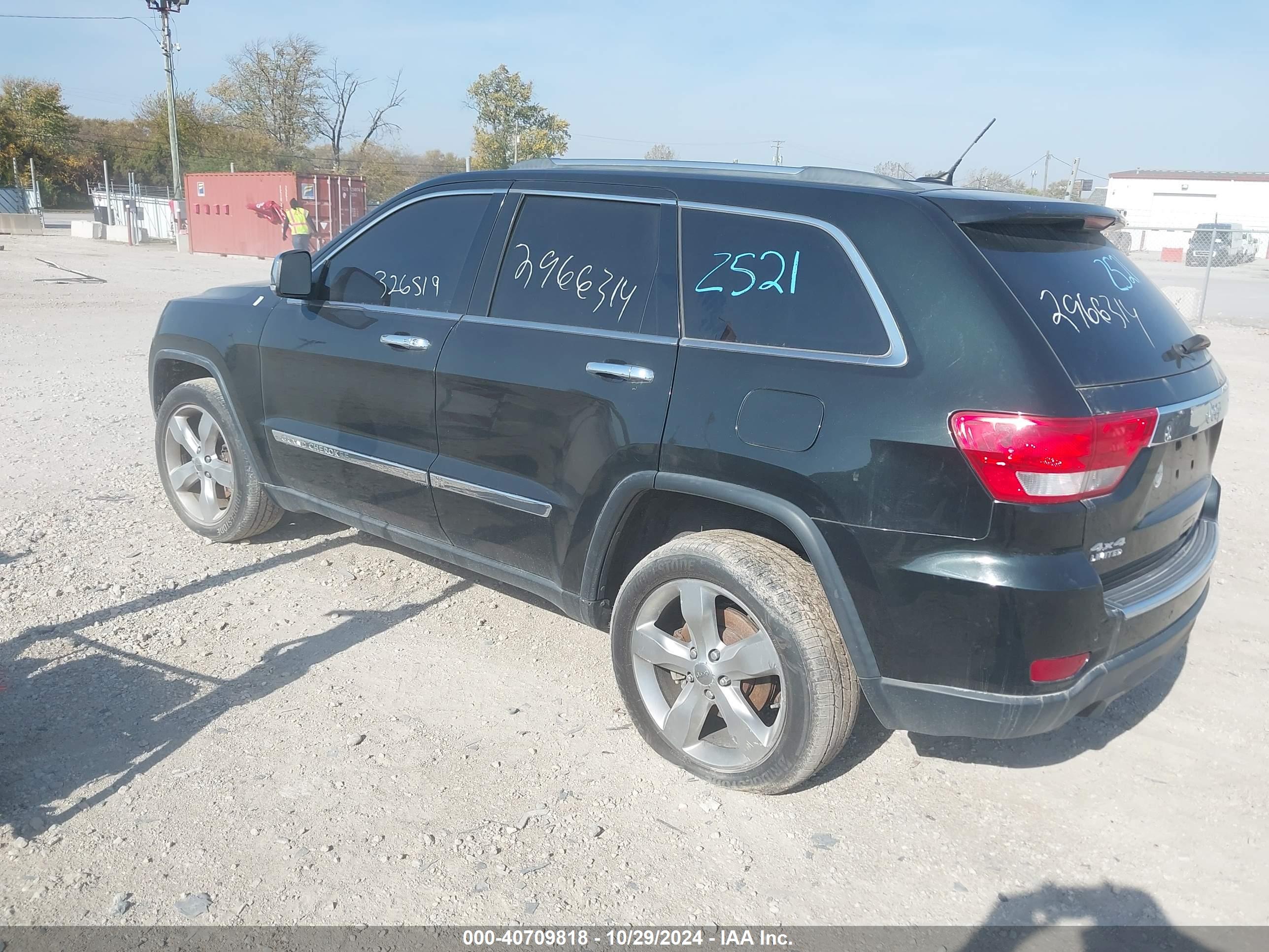 JEEP GRAND image 3