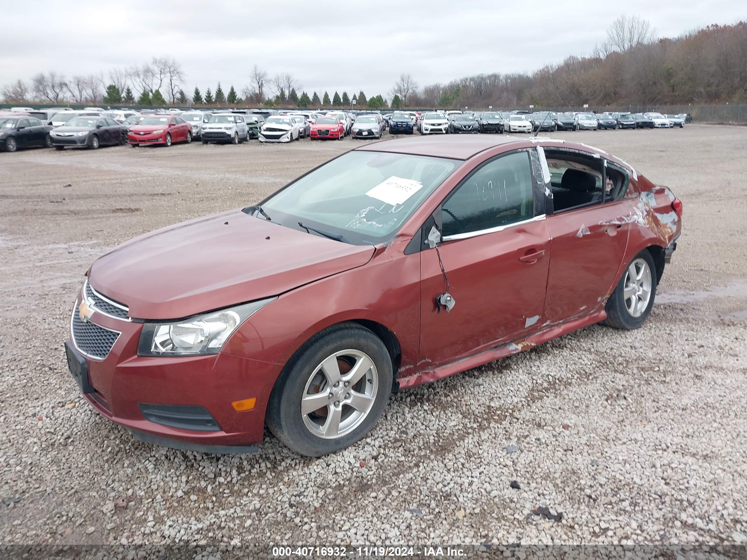 CHEVROLET CRUZE image 2