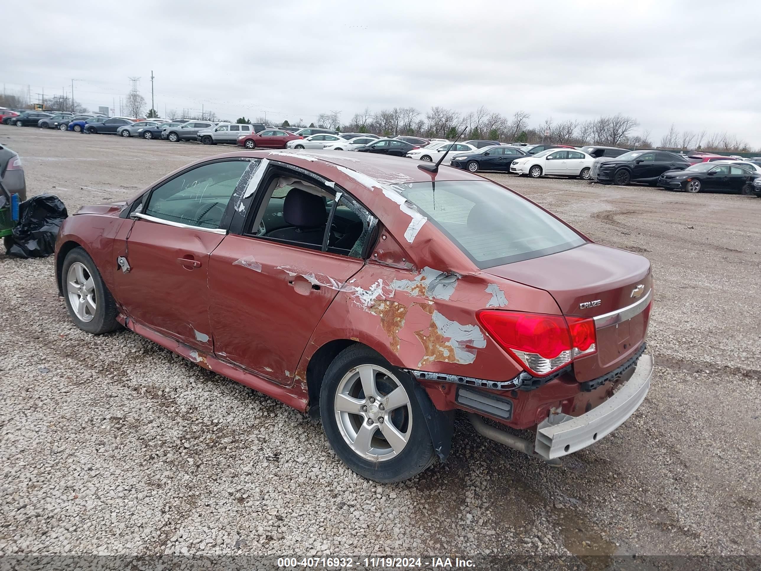 CHEVROLET CRUZE image 3