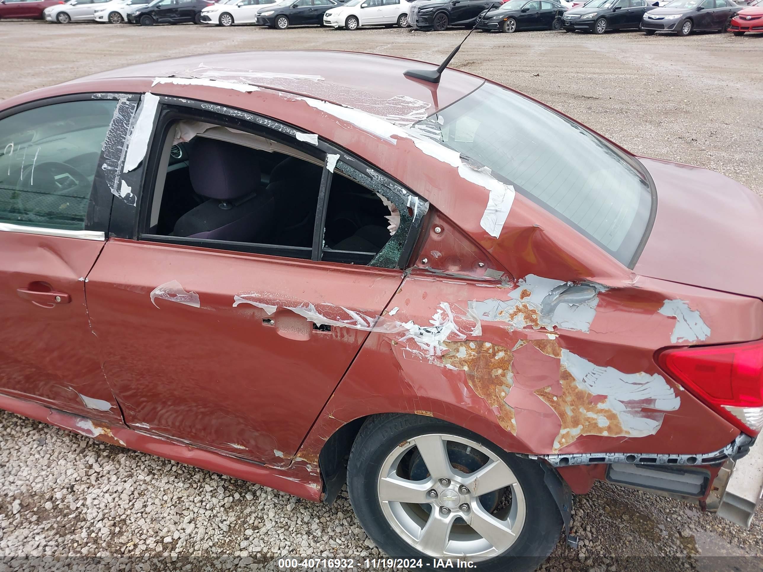 CHEVROLET CRUZE image 6