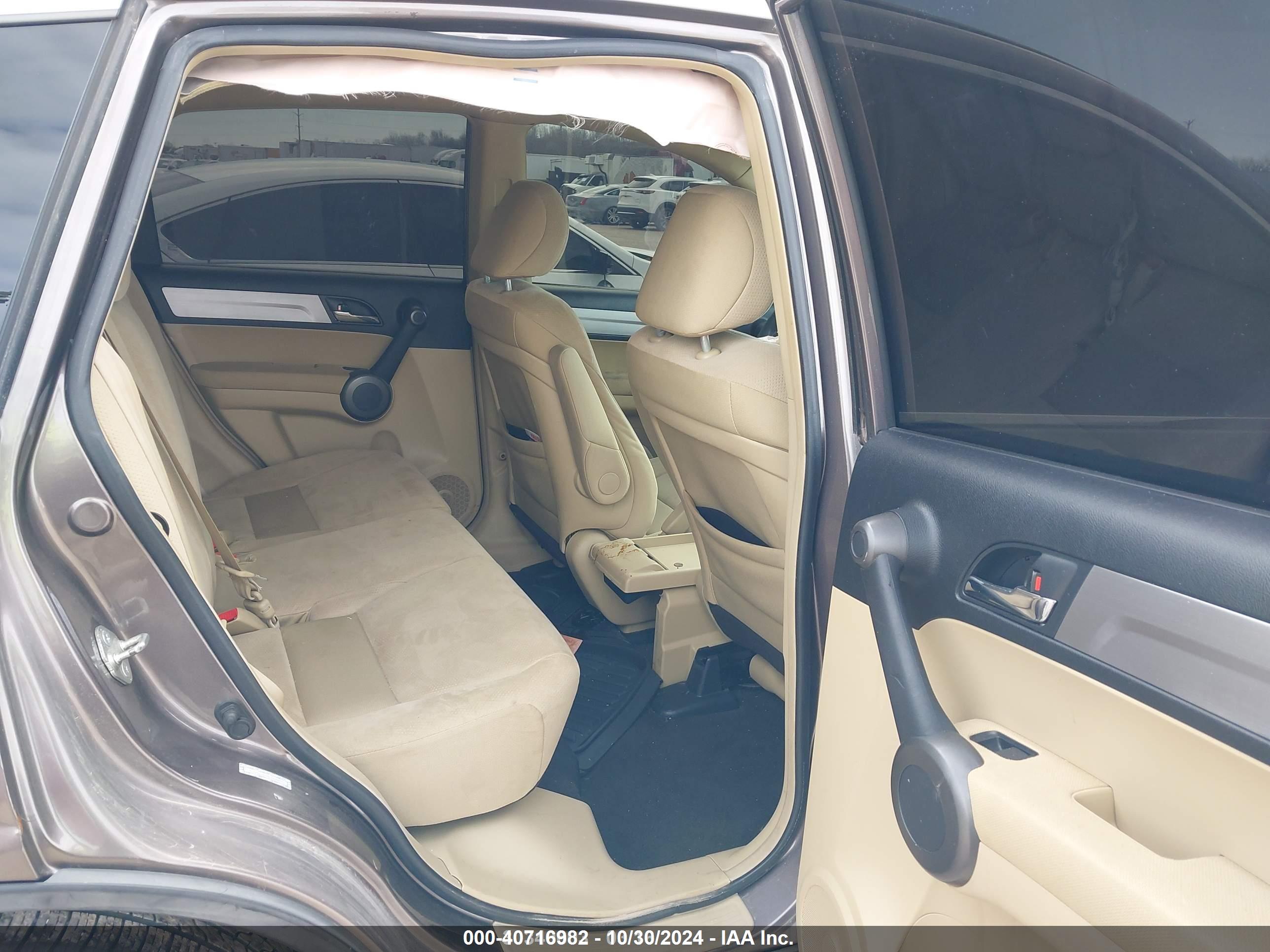 HONDA CR-V image 8