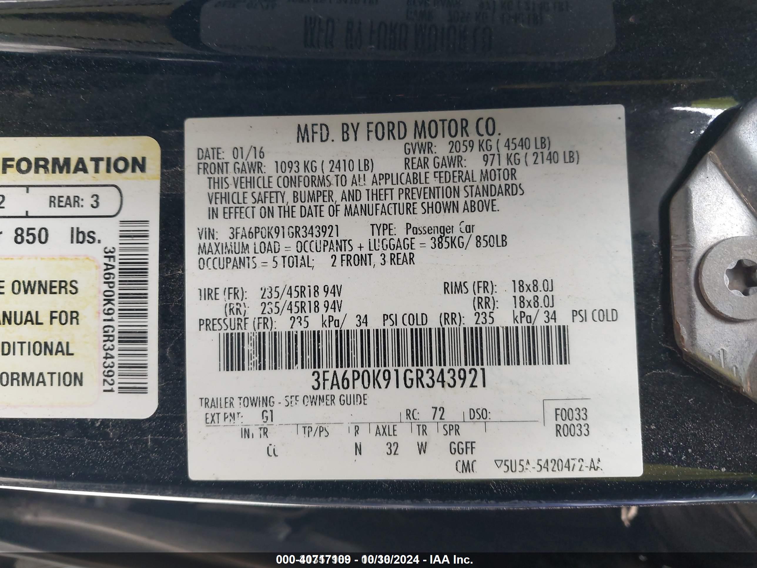 FORD FUSION image 9