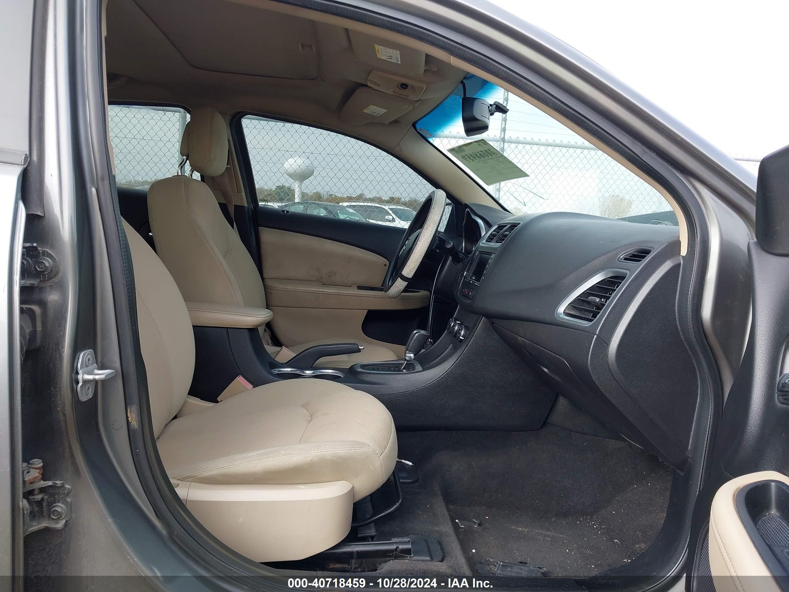 DODGE AVENGER image 5