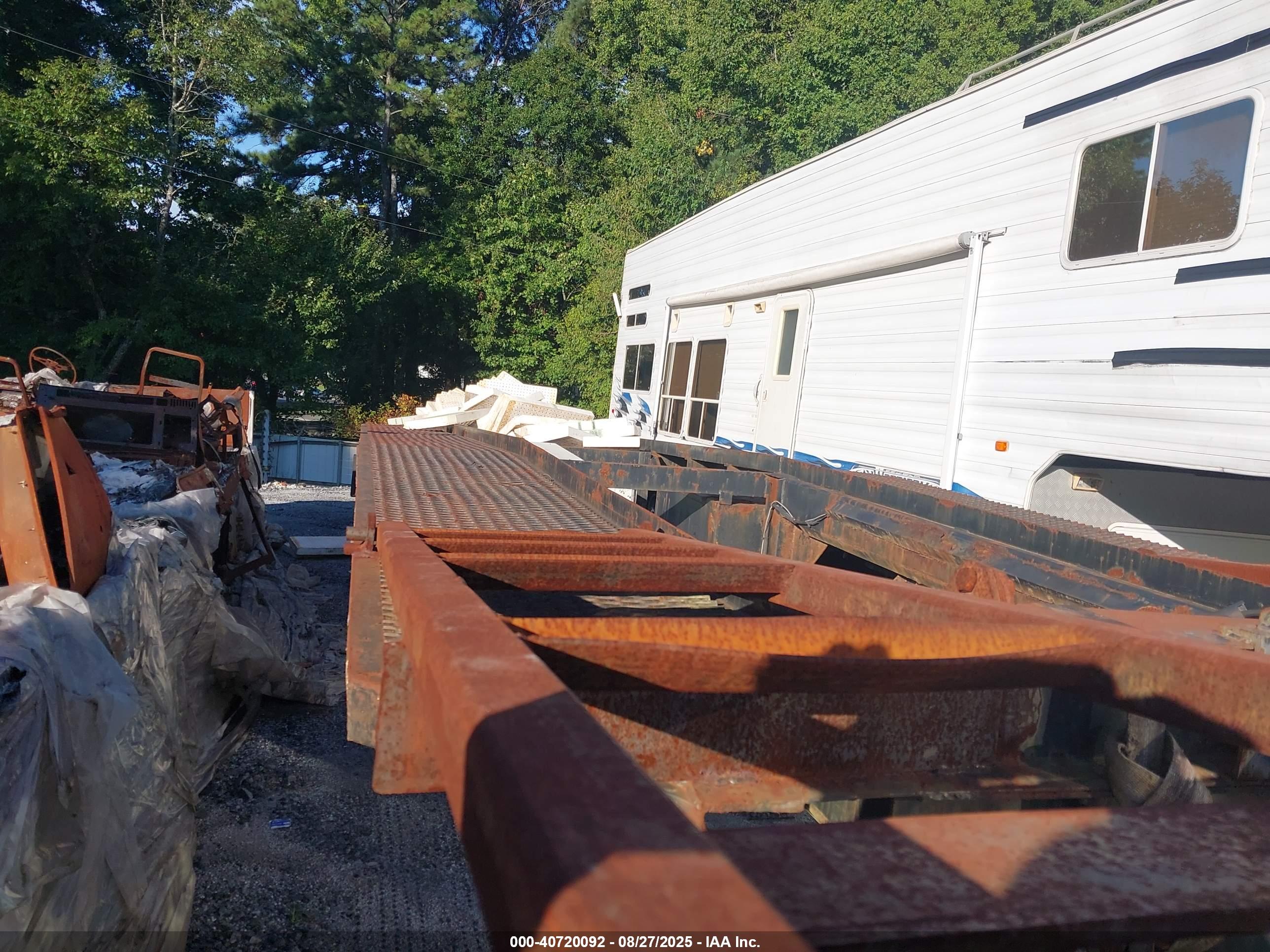 KAUFMAN TRAILERS image 5