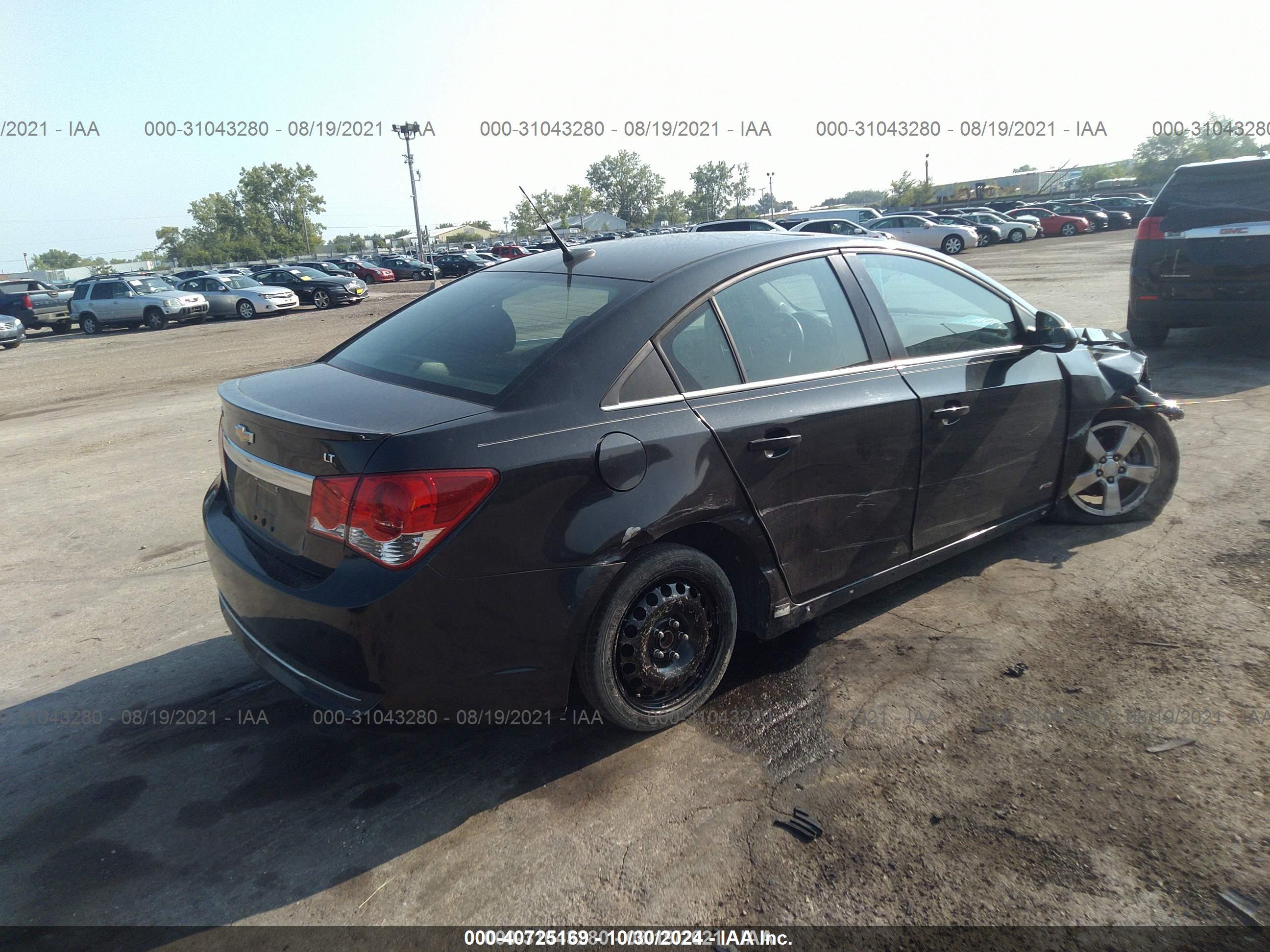 CHEVROLET CRUZE image 4