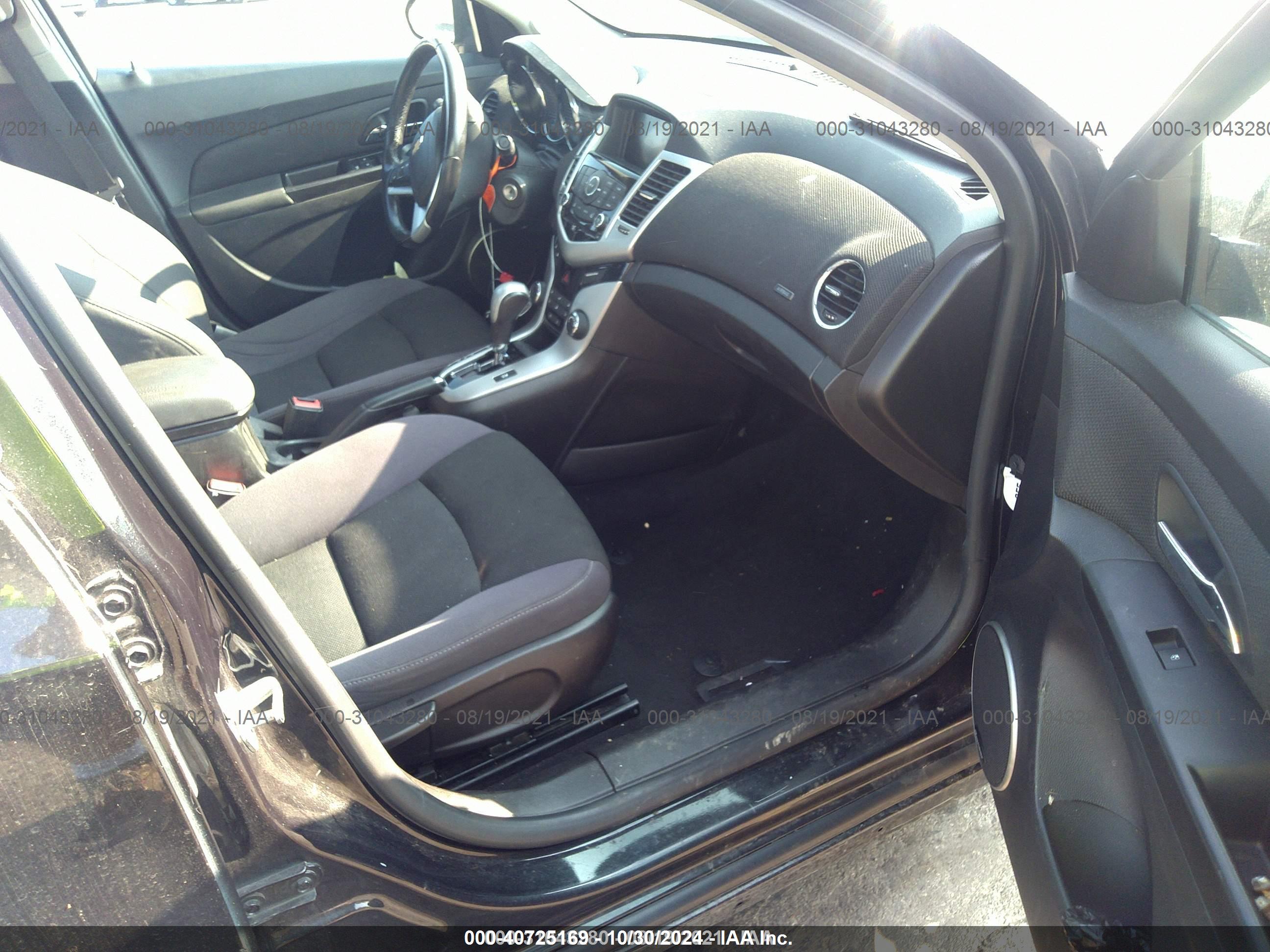 CHEVROLET CRUZE image 5