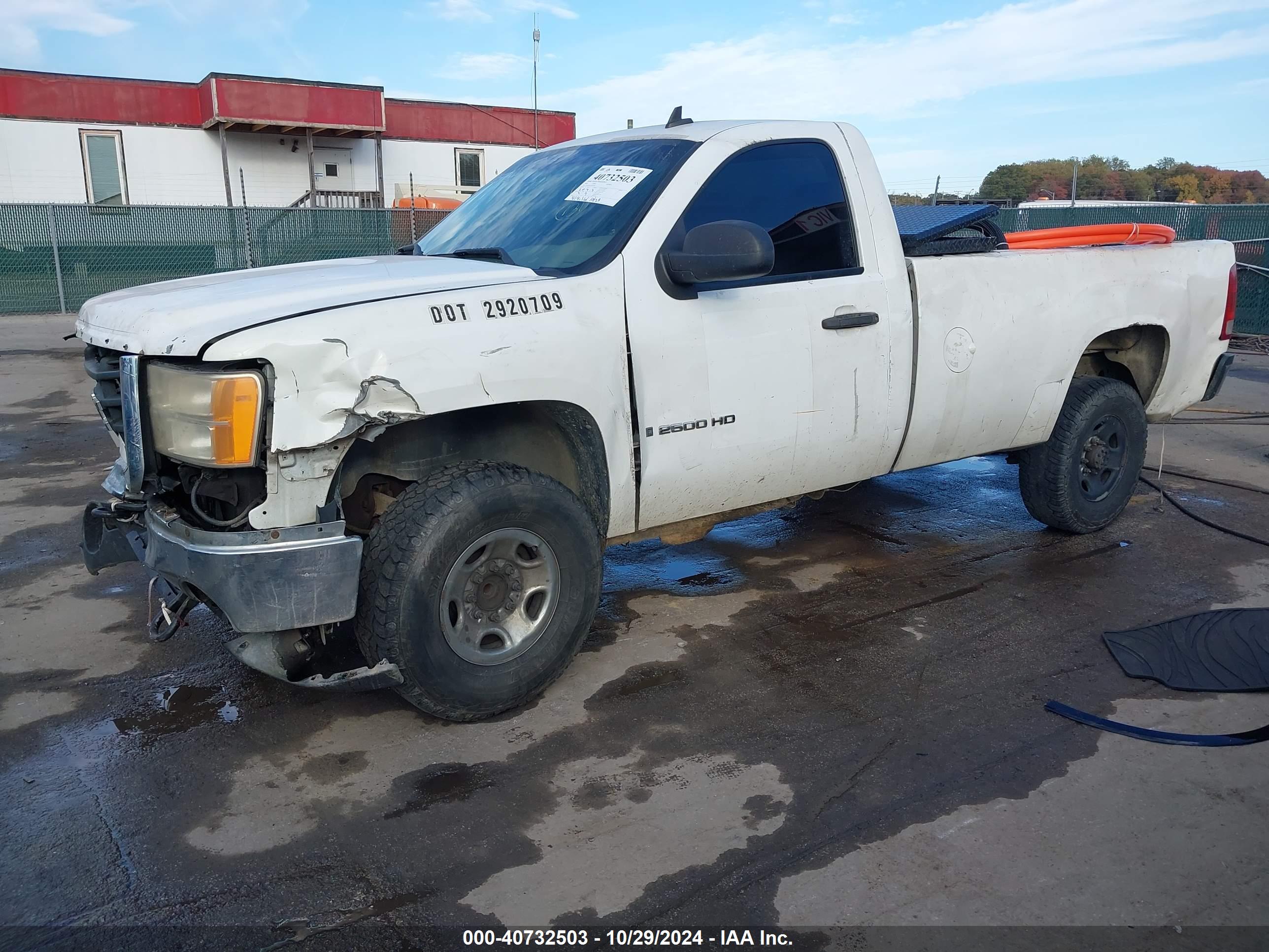 GMC SIERRA image 2