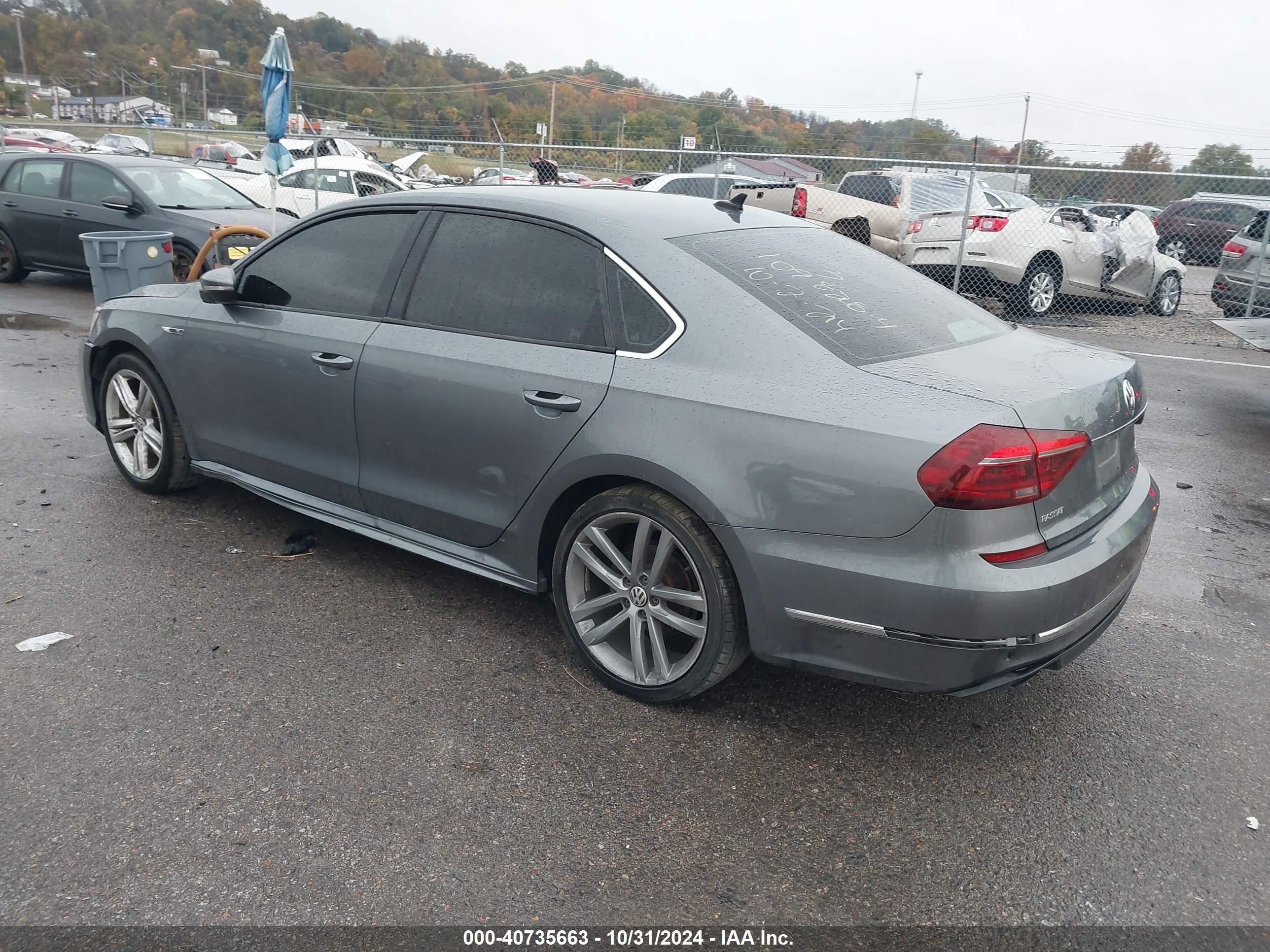 VOLKSWAGEN PASSAT image 3