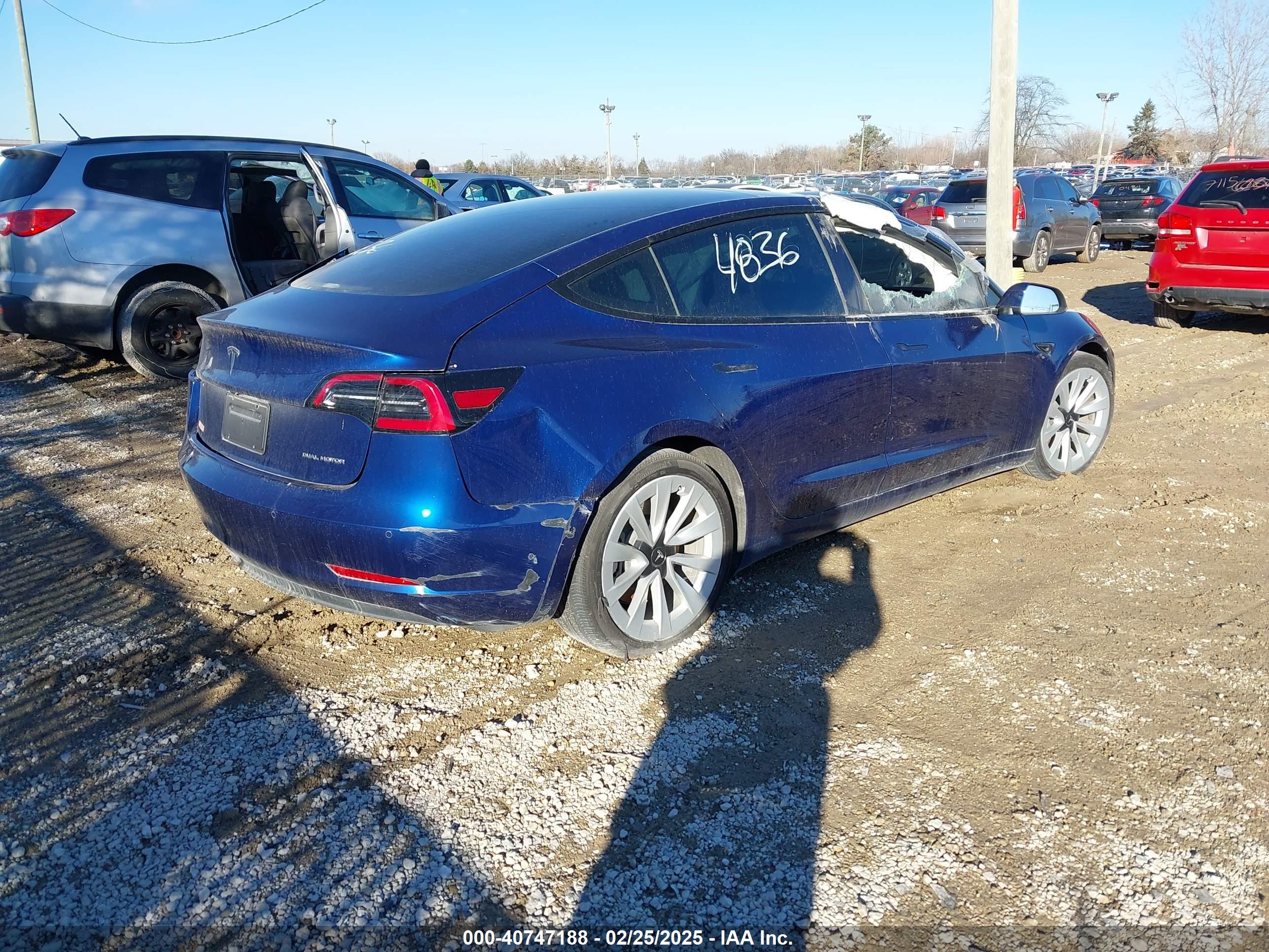 TESLA MODEL image 4