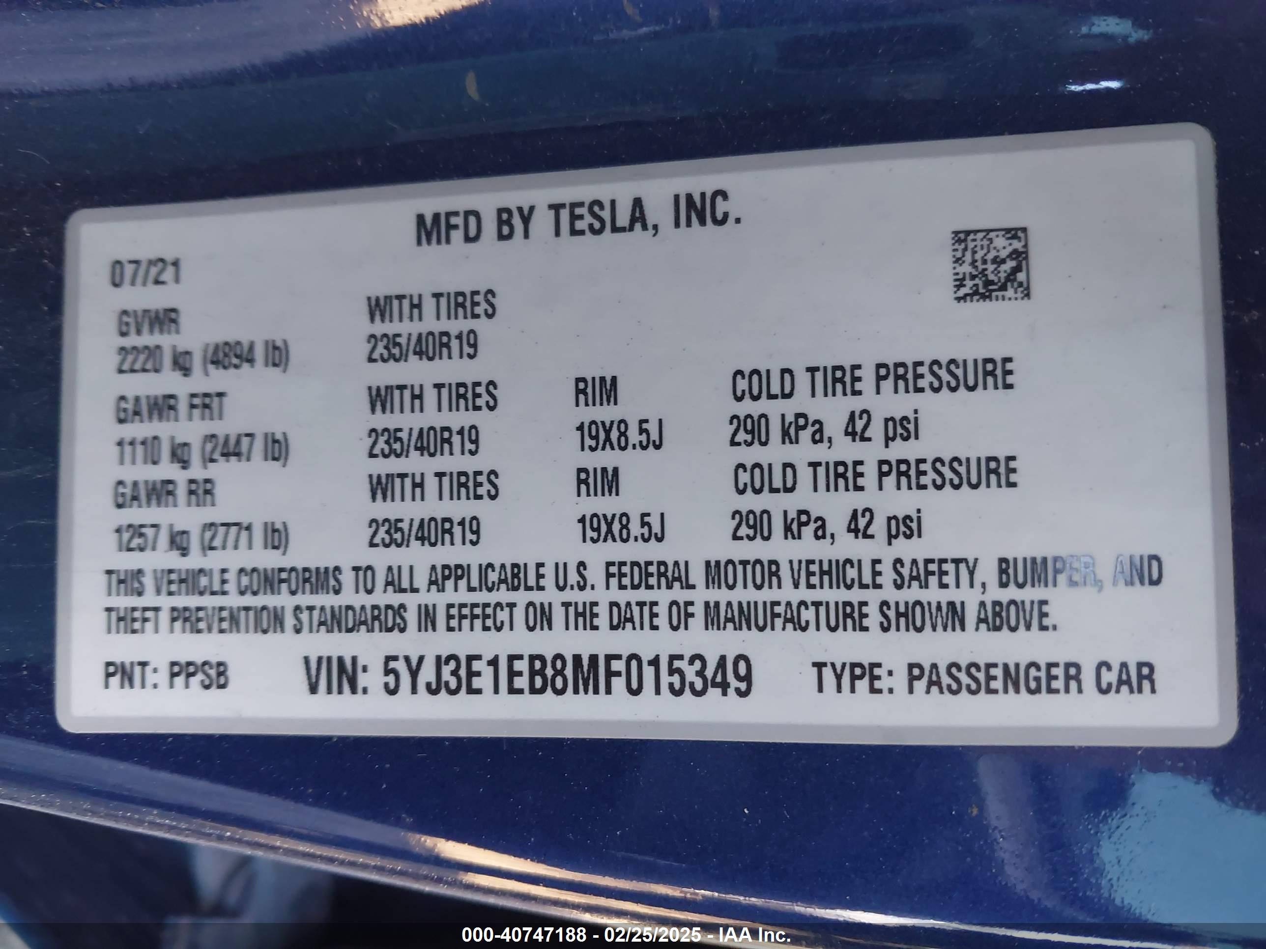 TESLA MODEL image 9