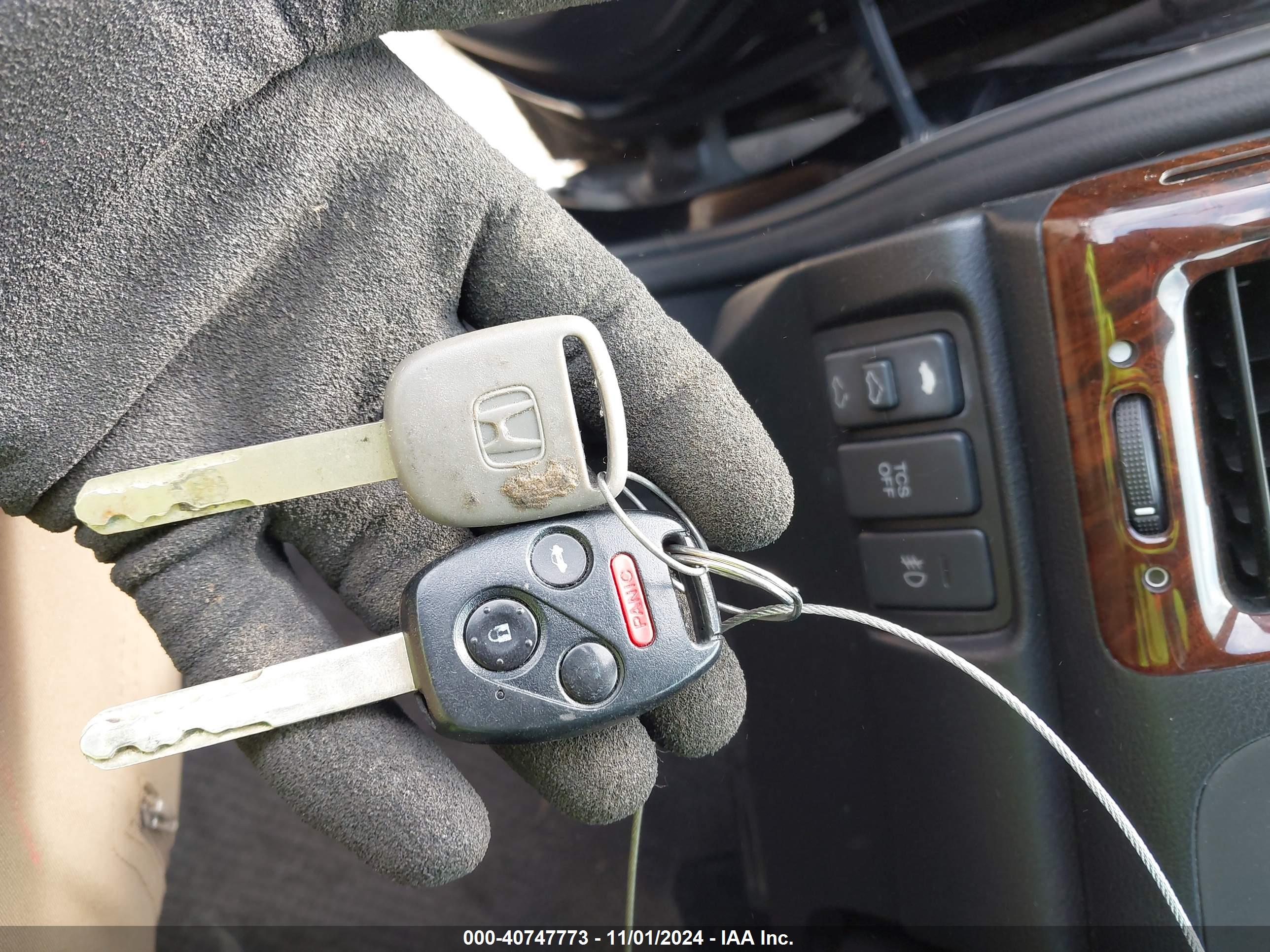 HONDA ACCORD image 11