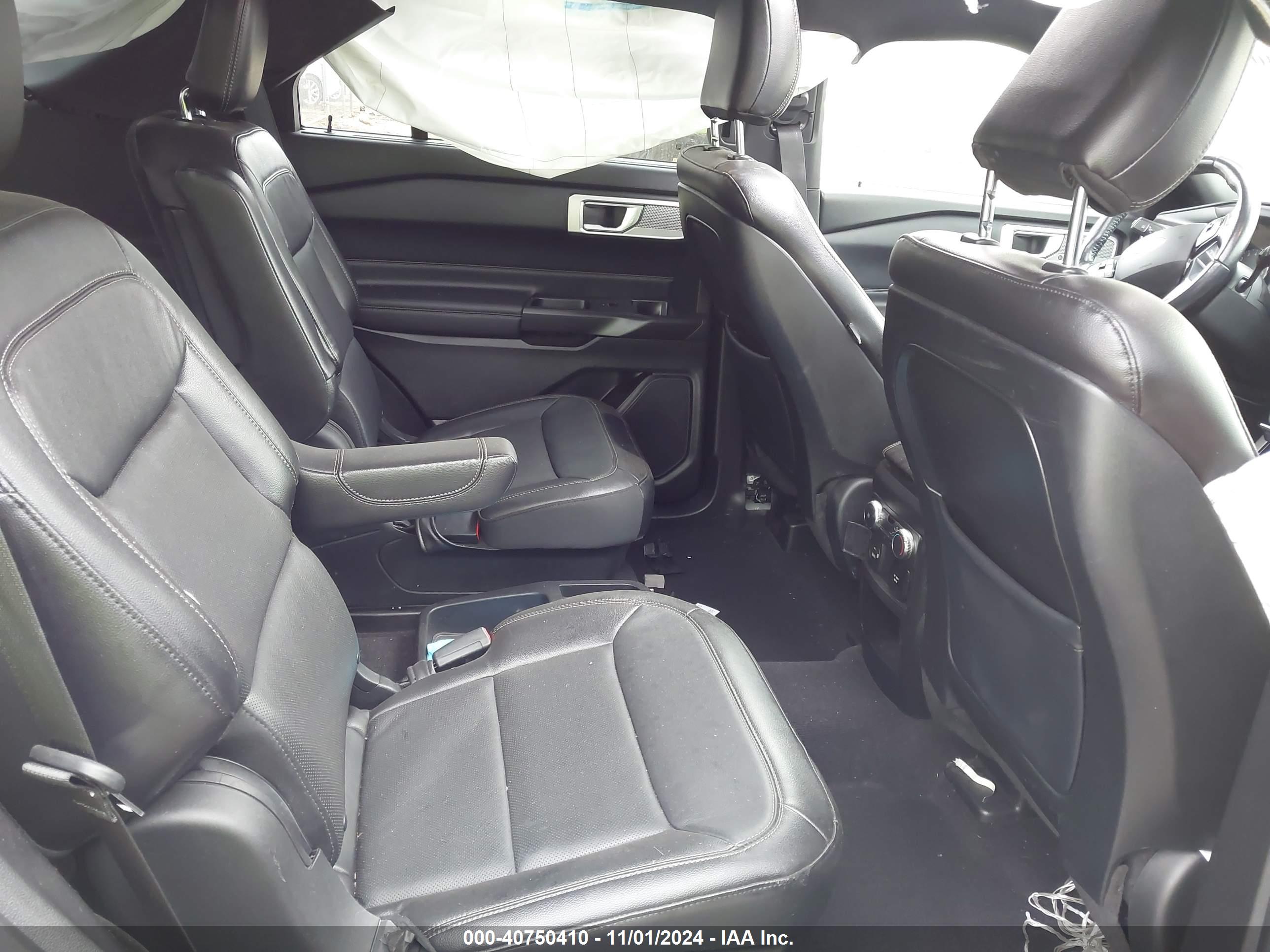 FORD EXPLORER image 8