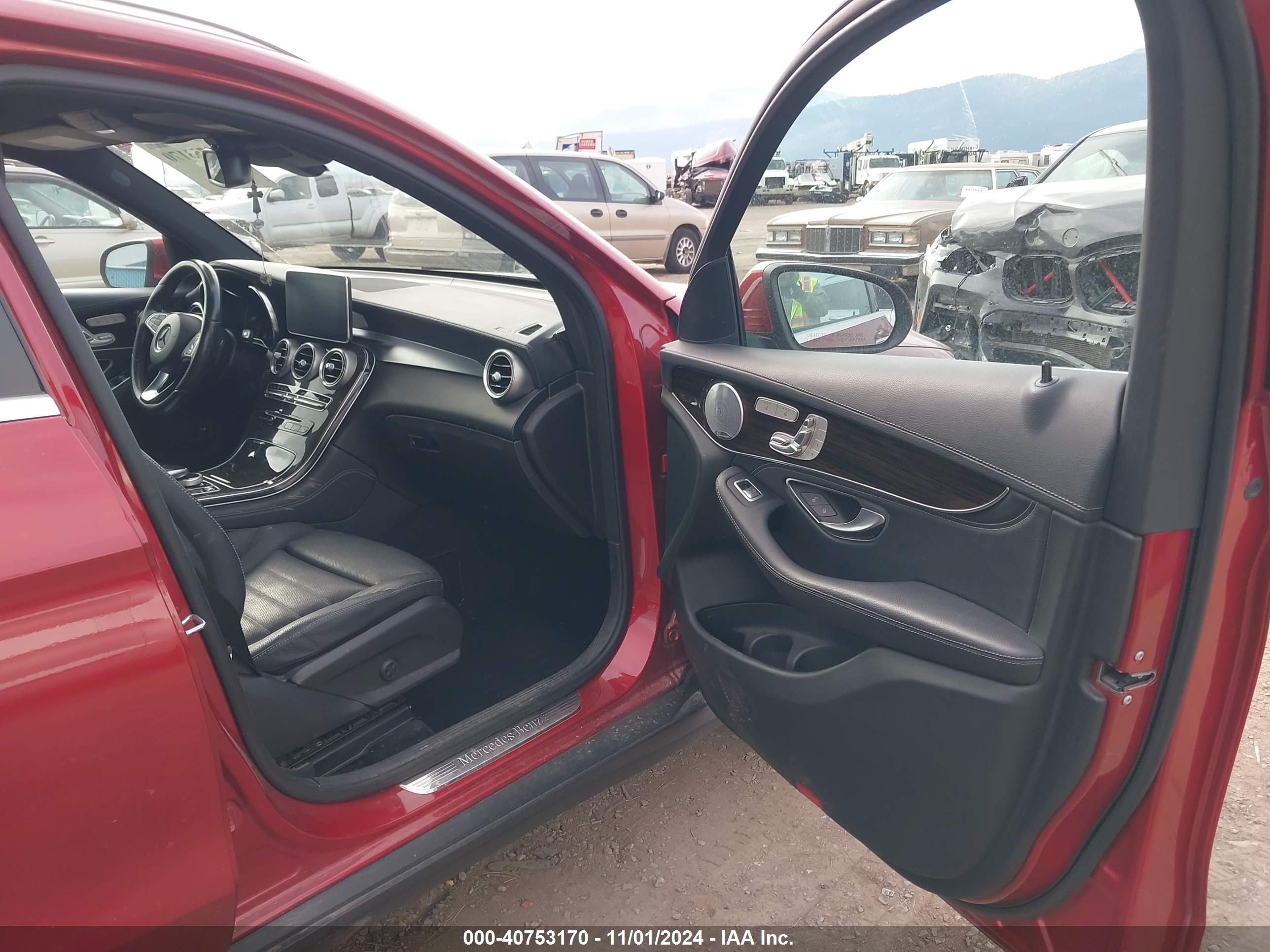 MERCEDES-BENZ GLC image 5