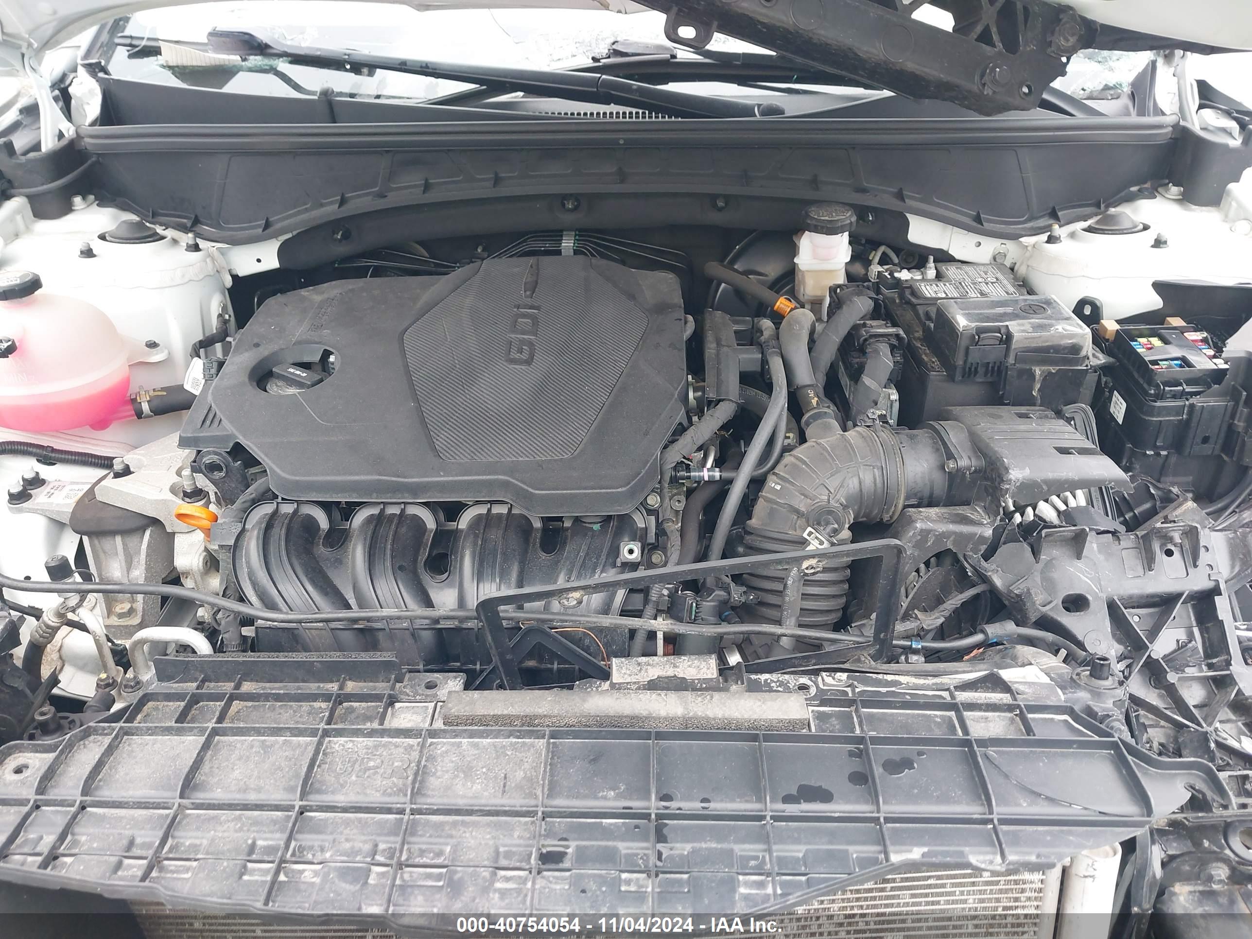 HYUNDAI TUCSON image 10