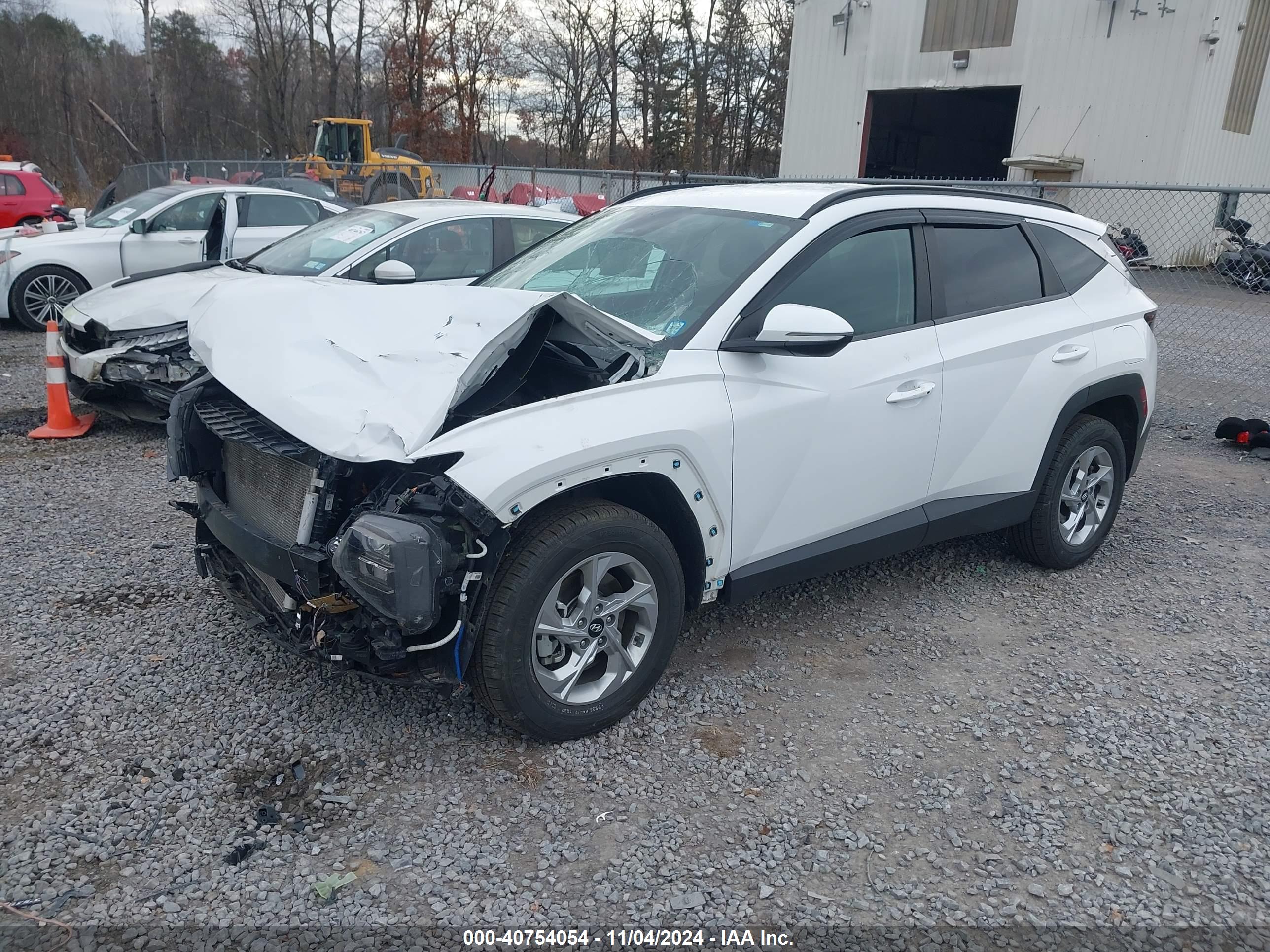 HYUNDAI TUCSON image 2