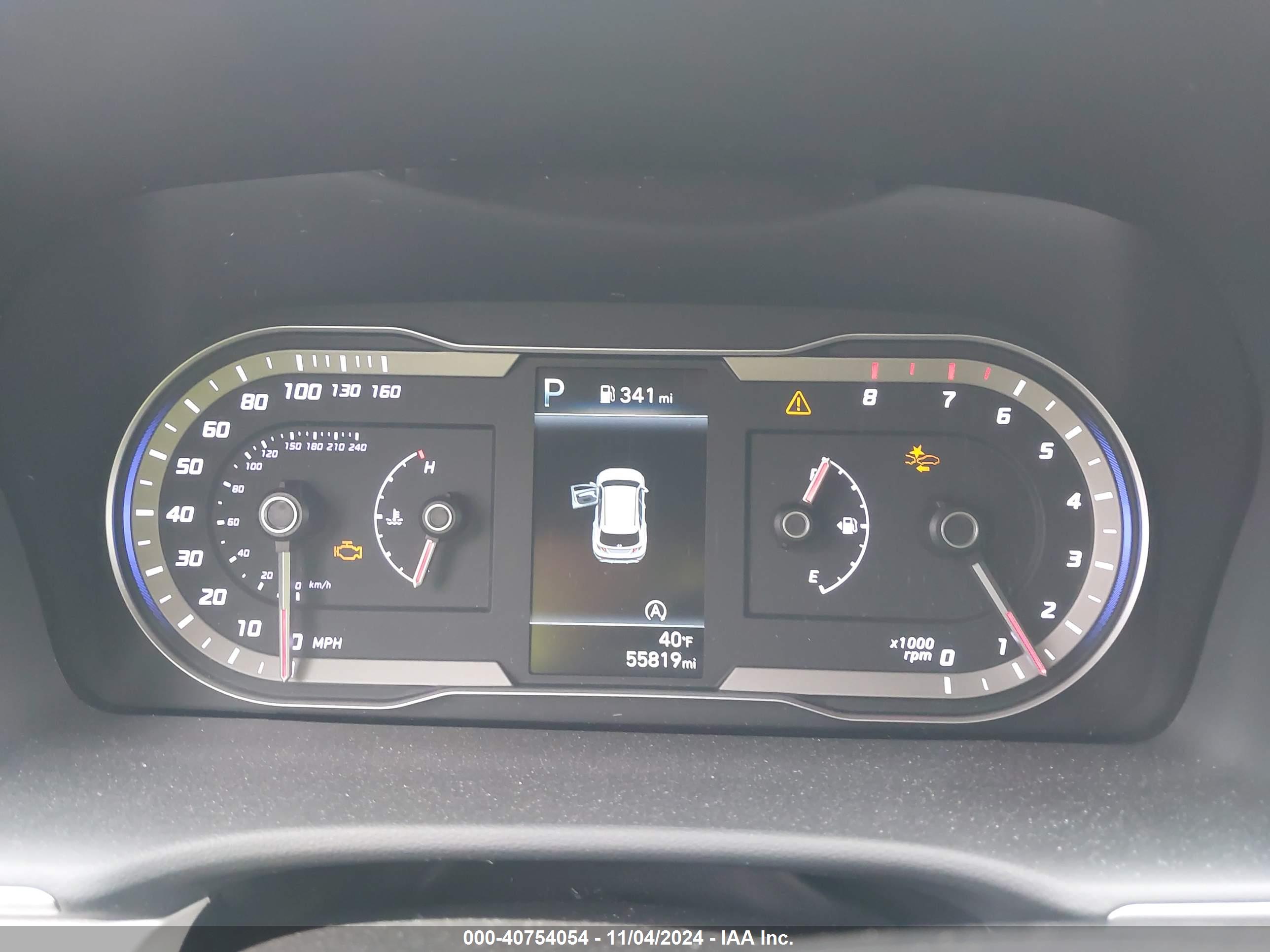 HYUNDAI TUCSON image 7