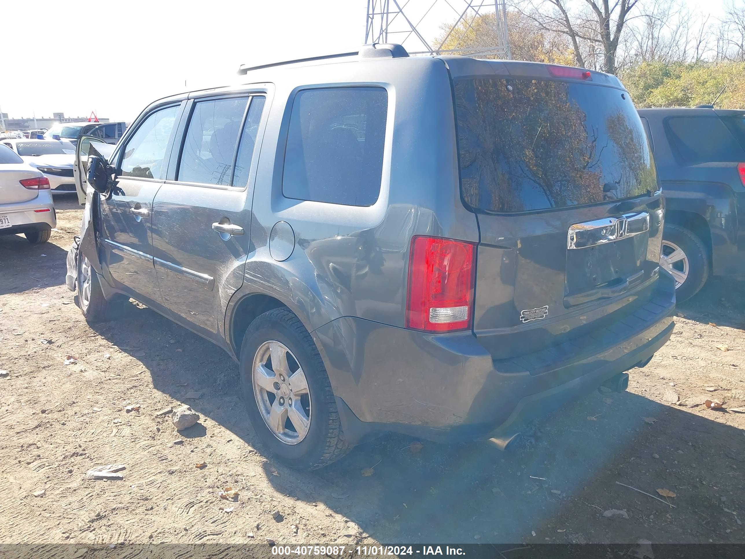 HONDA PILOT image 3