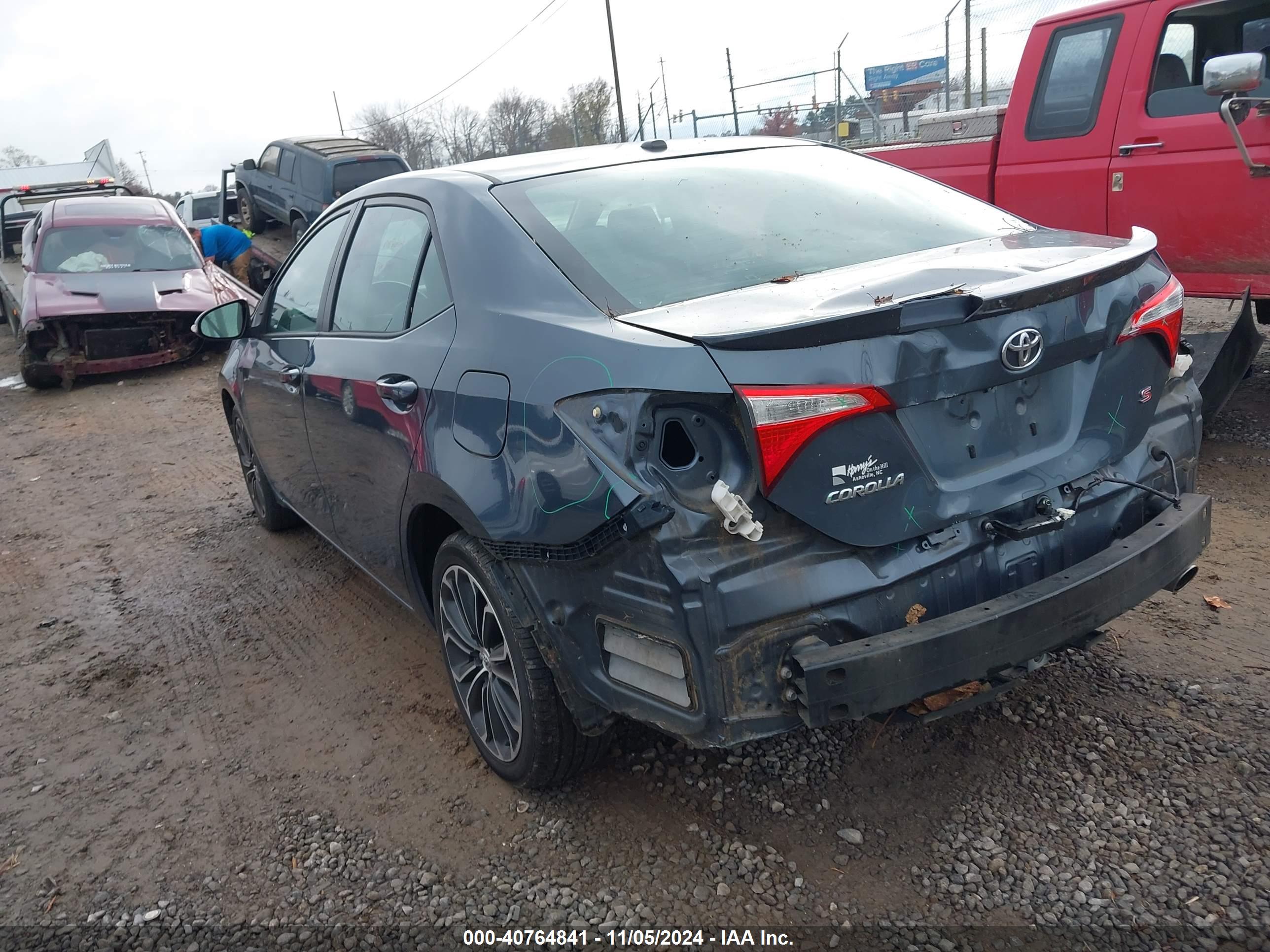 TOYOTA COROLLA image 3