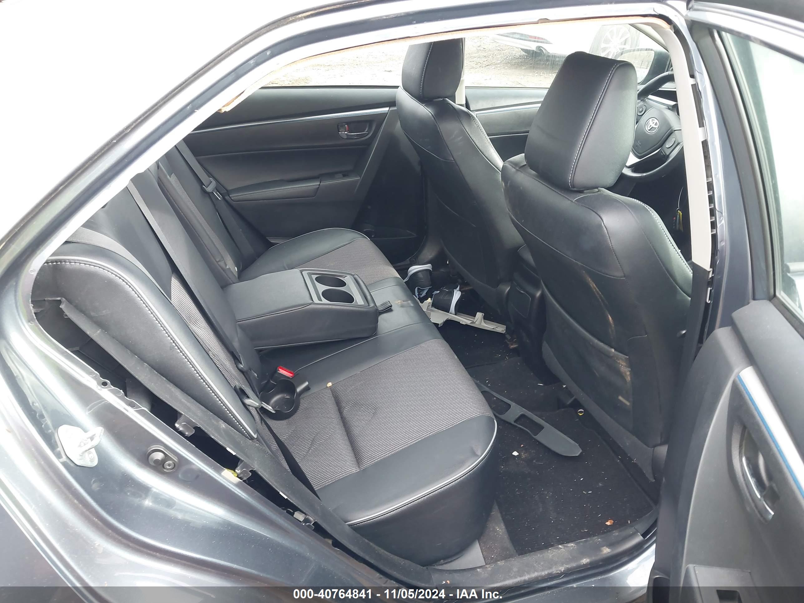 TOYOTA COROLLA image 8