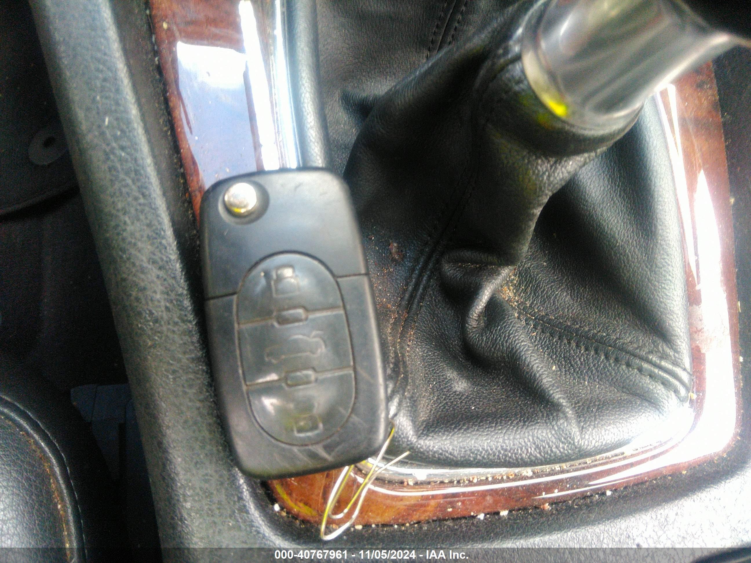AUDI A4 image 11