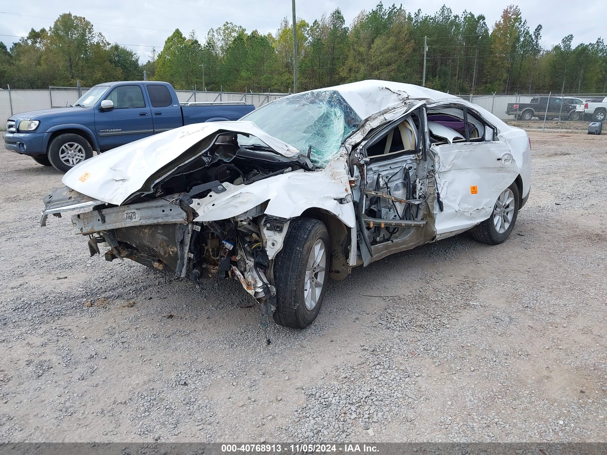 FORD TAURUS image 2