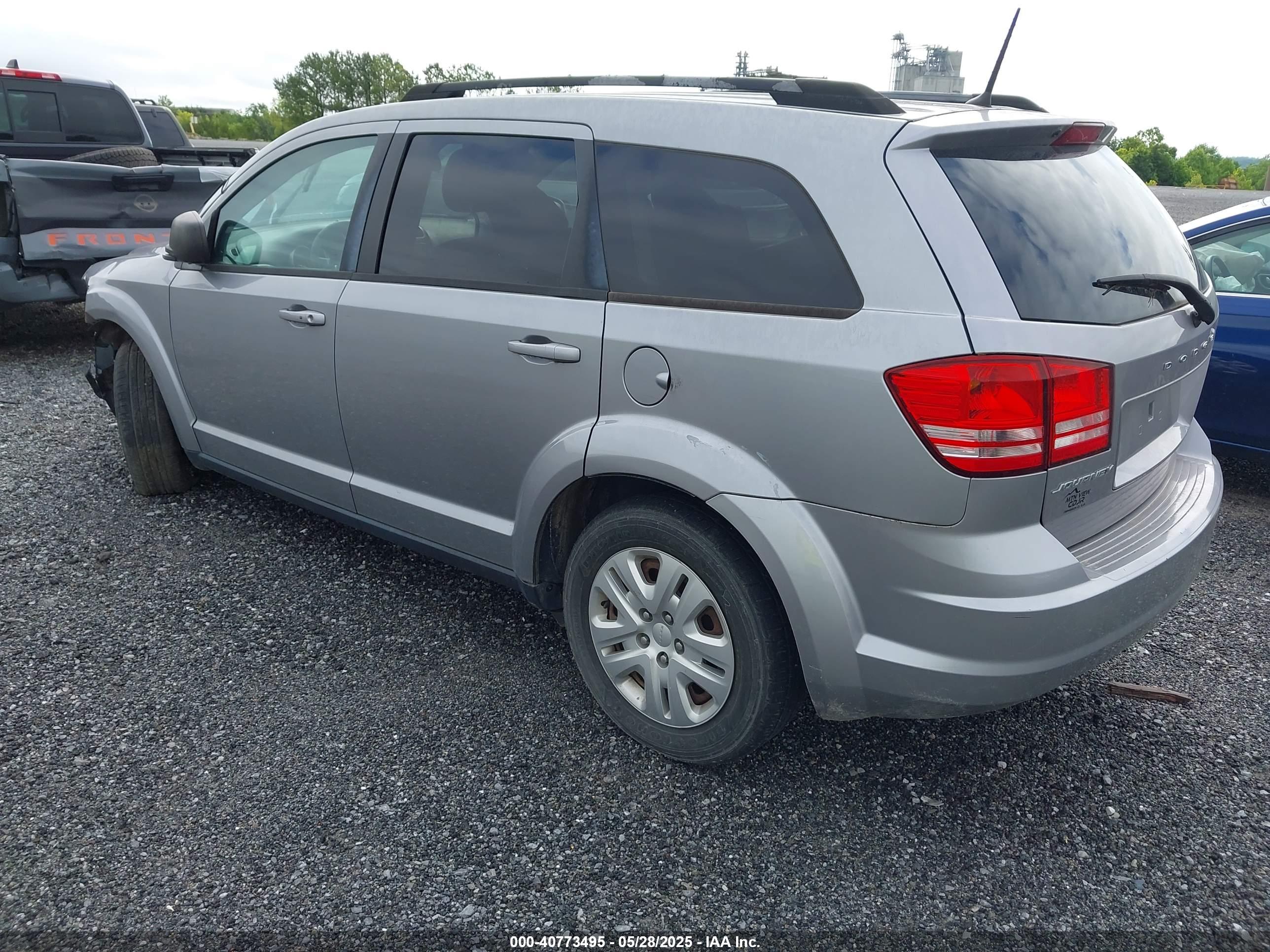 DODGE JOURNEY image 3