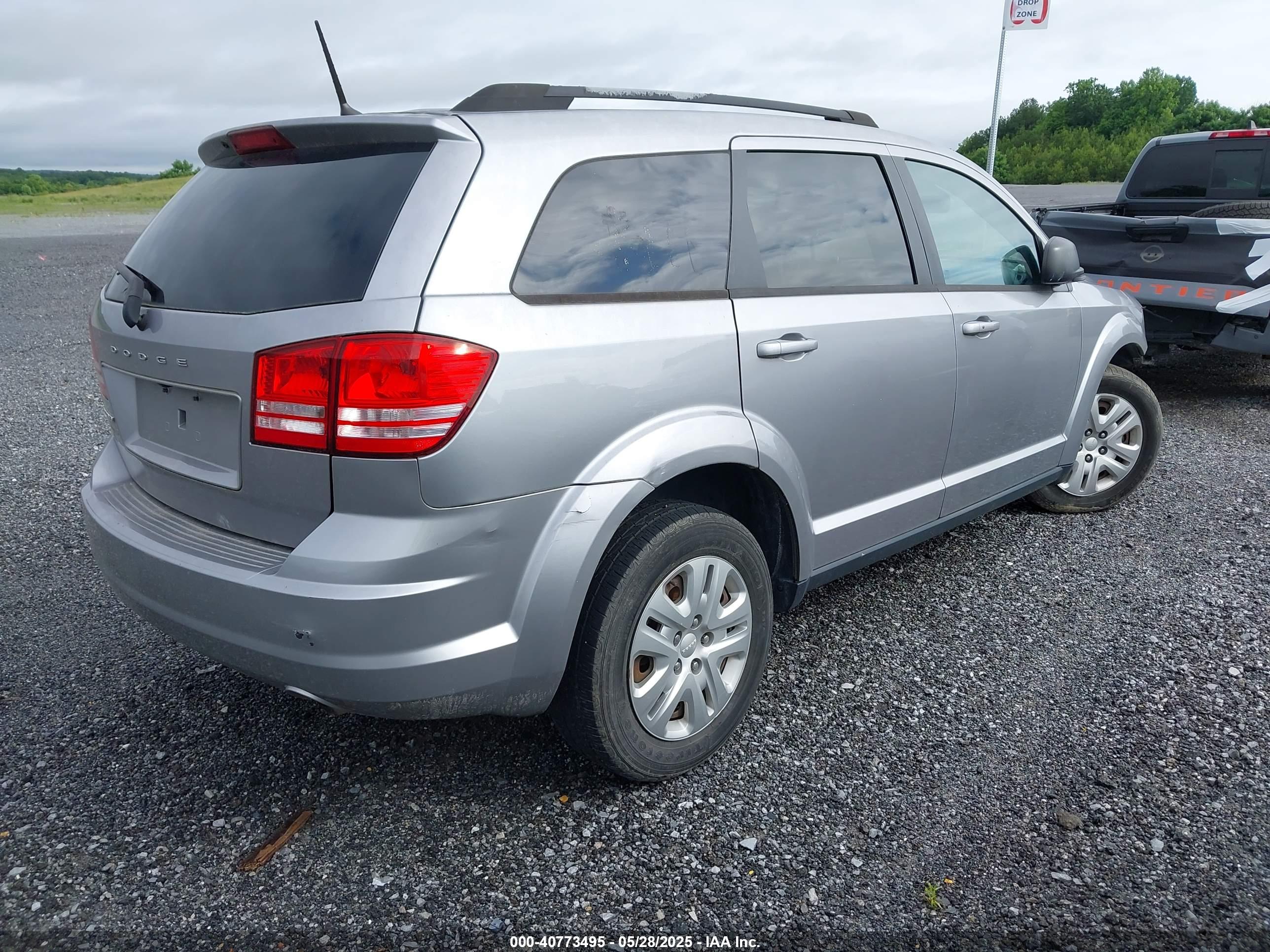 DODGE JOURNEY image 4