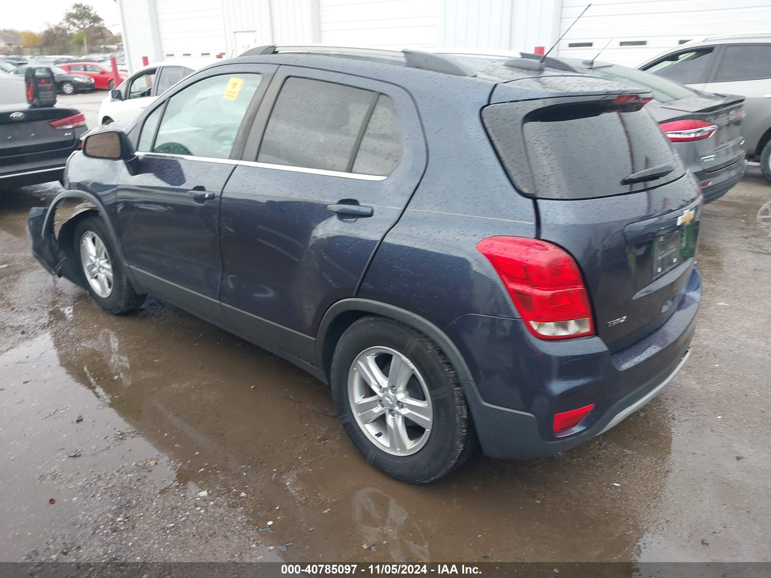 CHEVROLET TRAX image 3