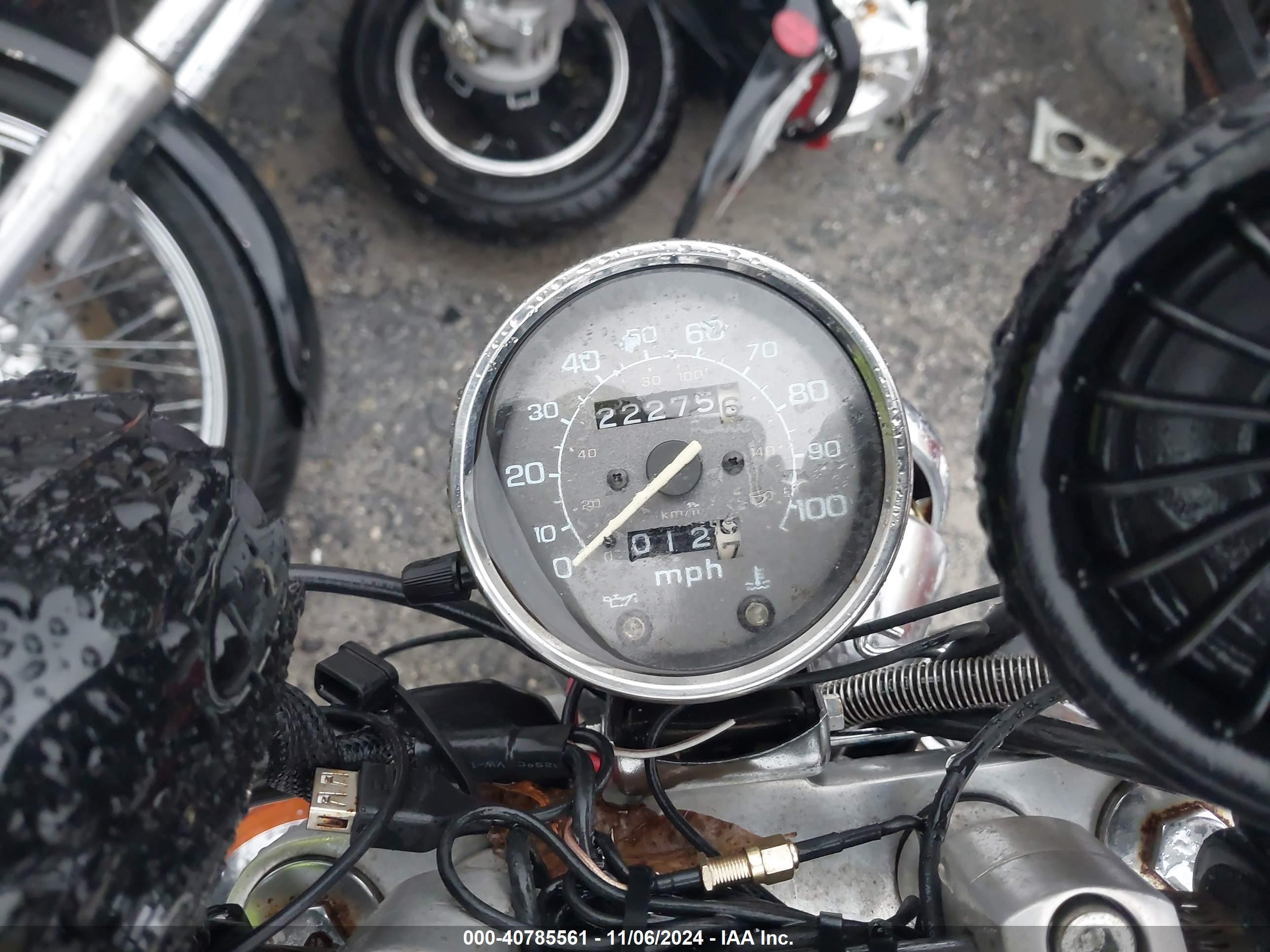 HONDA VT600 image 7