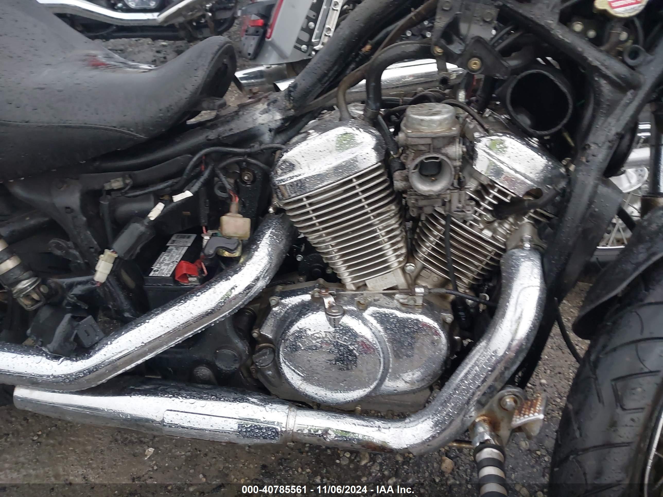 HONDA VT600 image 8