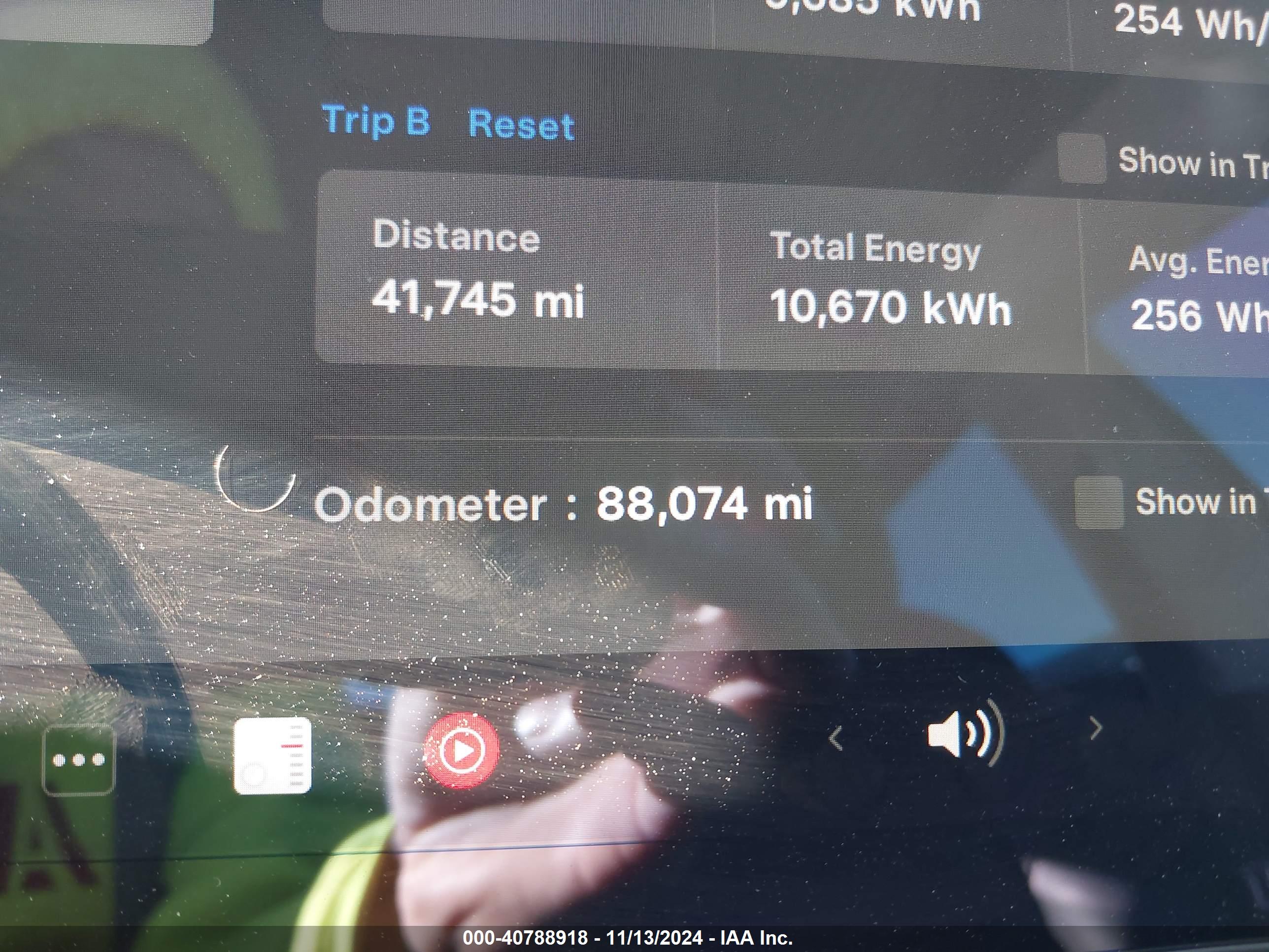 TESLA MODEL image 7
