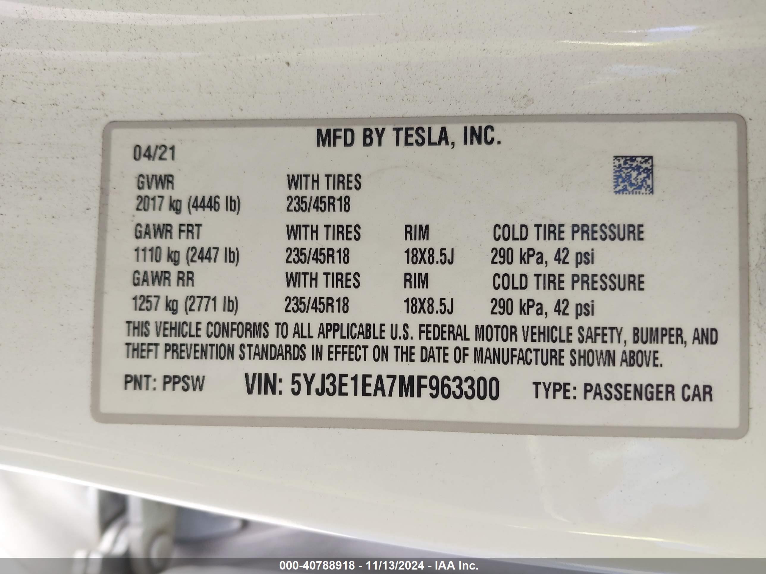 TESLA MODEL image 9