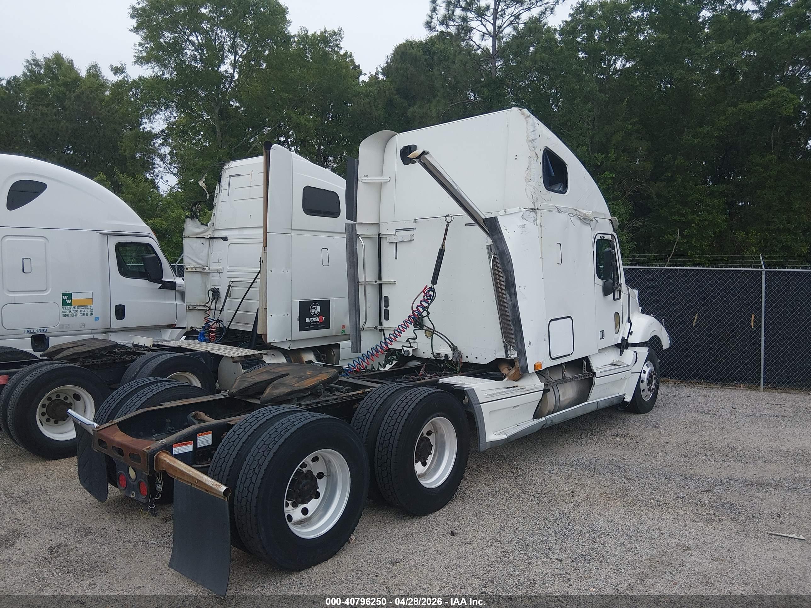 FREIGHTLINER COLUMBIA image 3