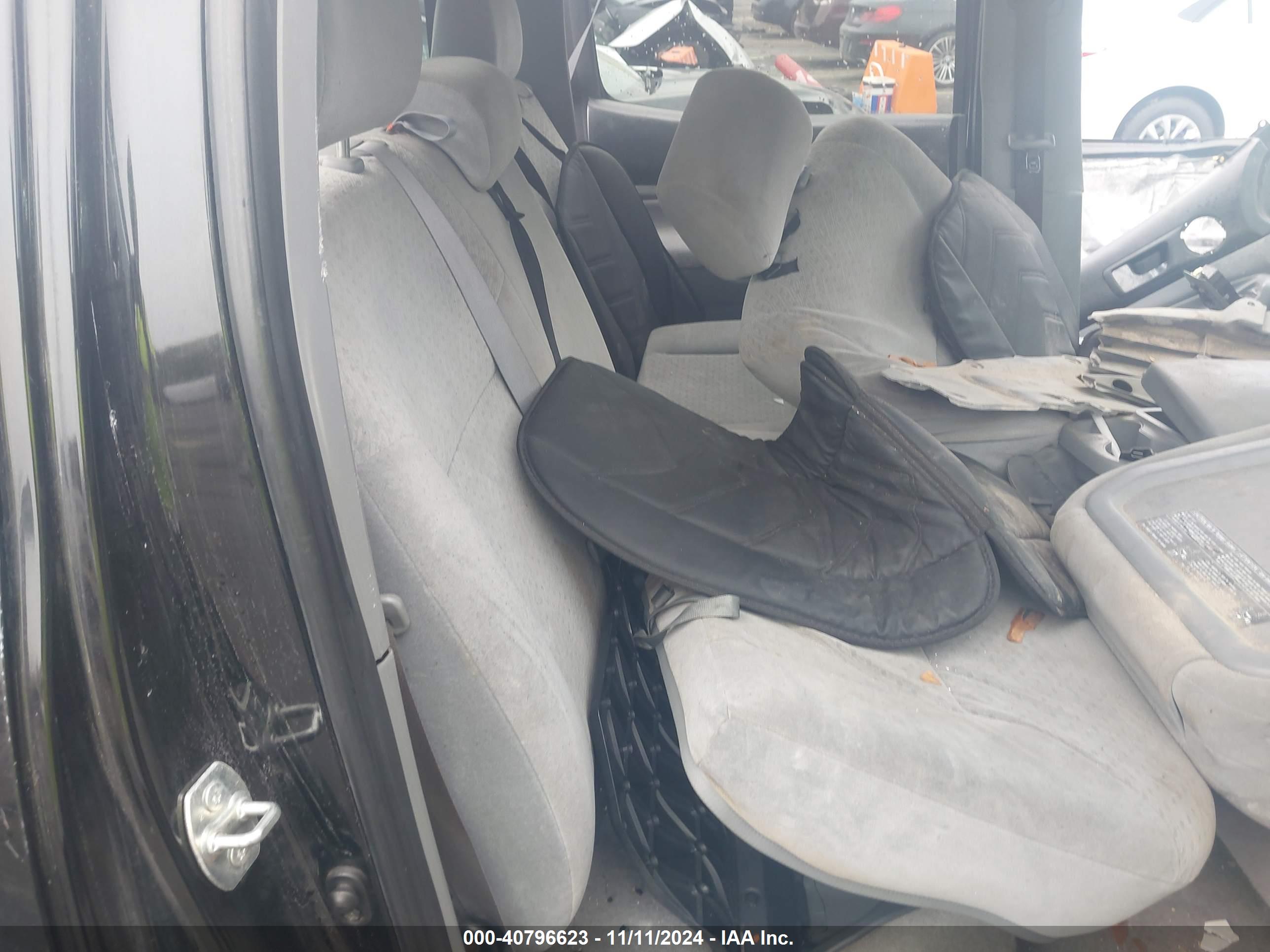 TOYOTA TACOMA image 8